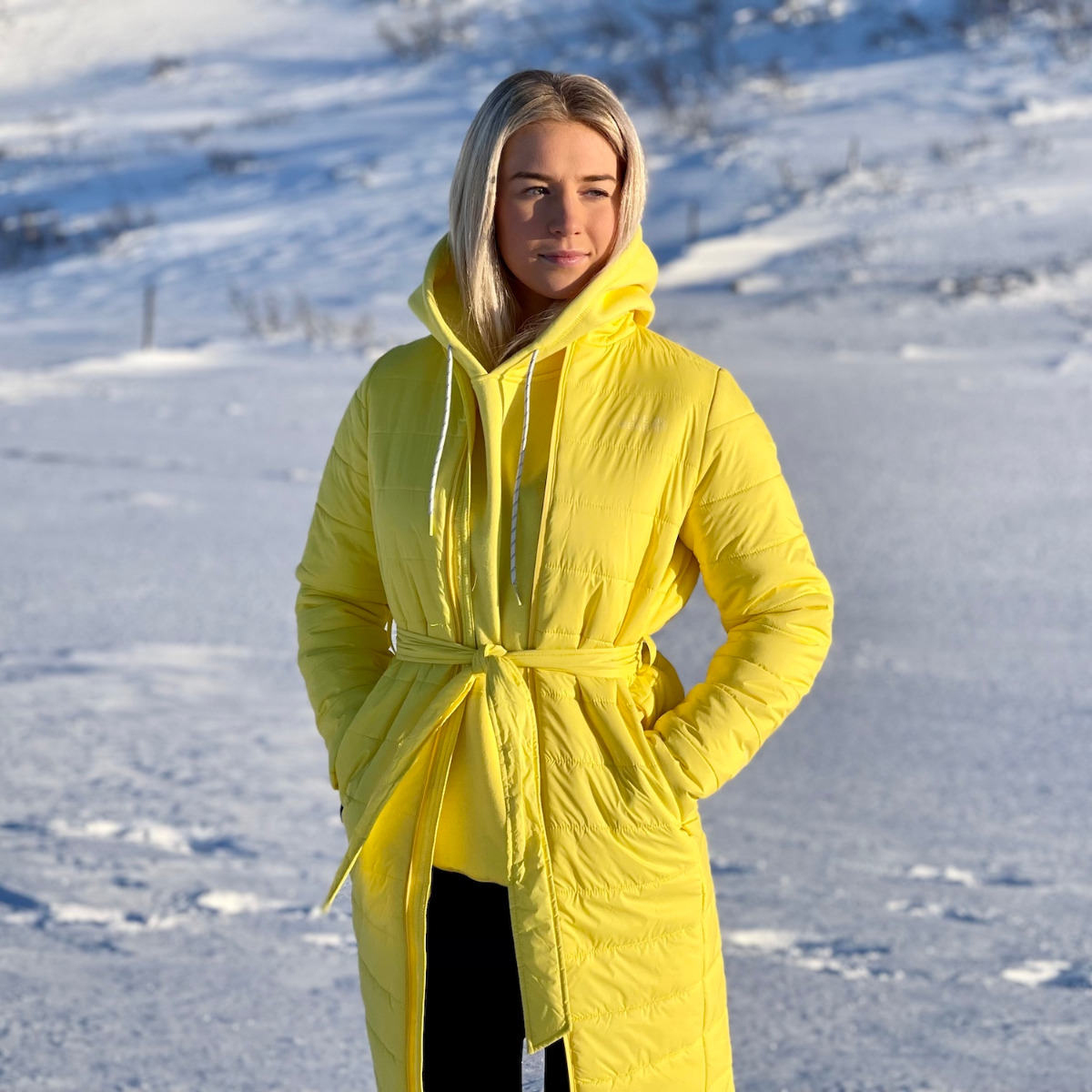 wool-insulated-clothing-coat-icelandic-wool-inside4_2.jpeg