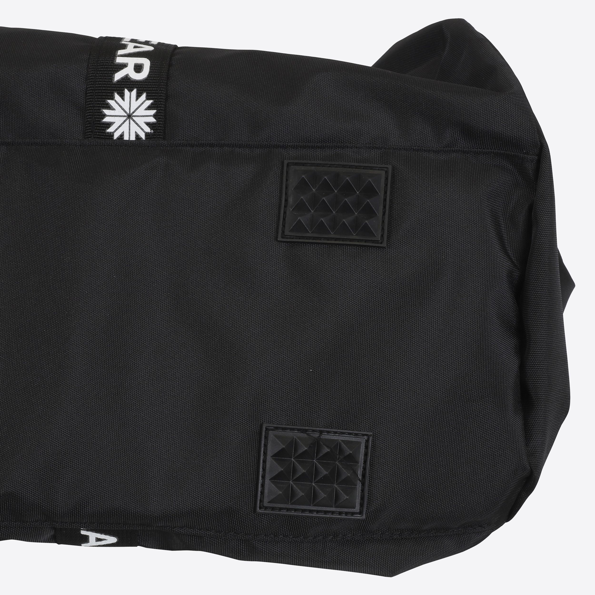 akureyri-weekend-bag-0001-xl-9.jpeg