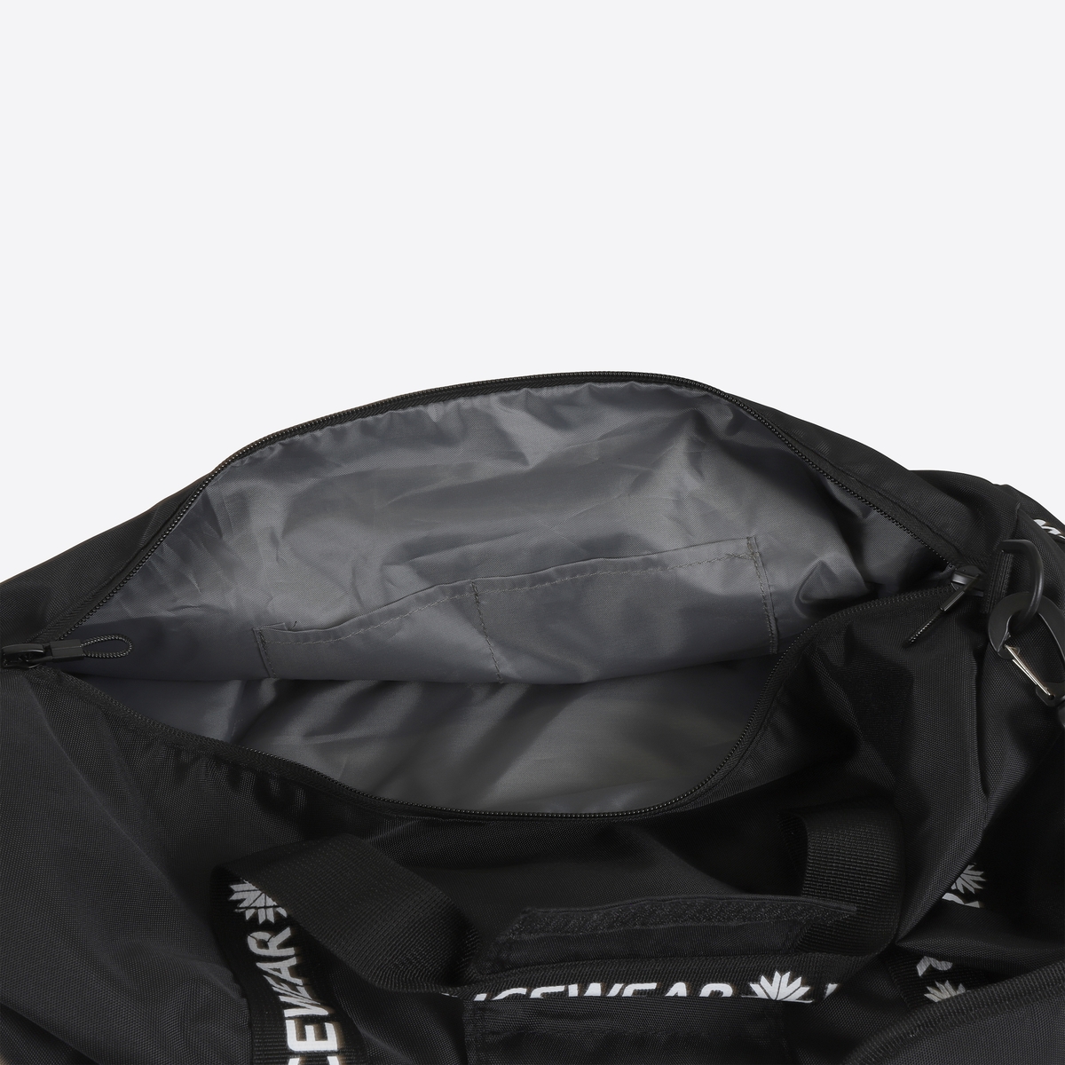 akureyri-weekend-small-bag-0001-2.jpeg