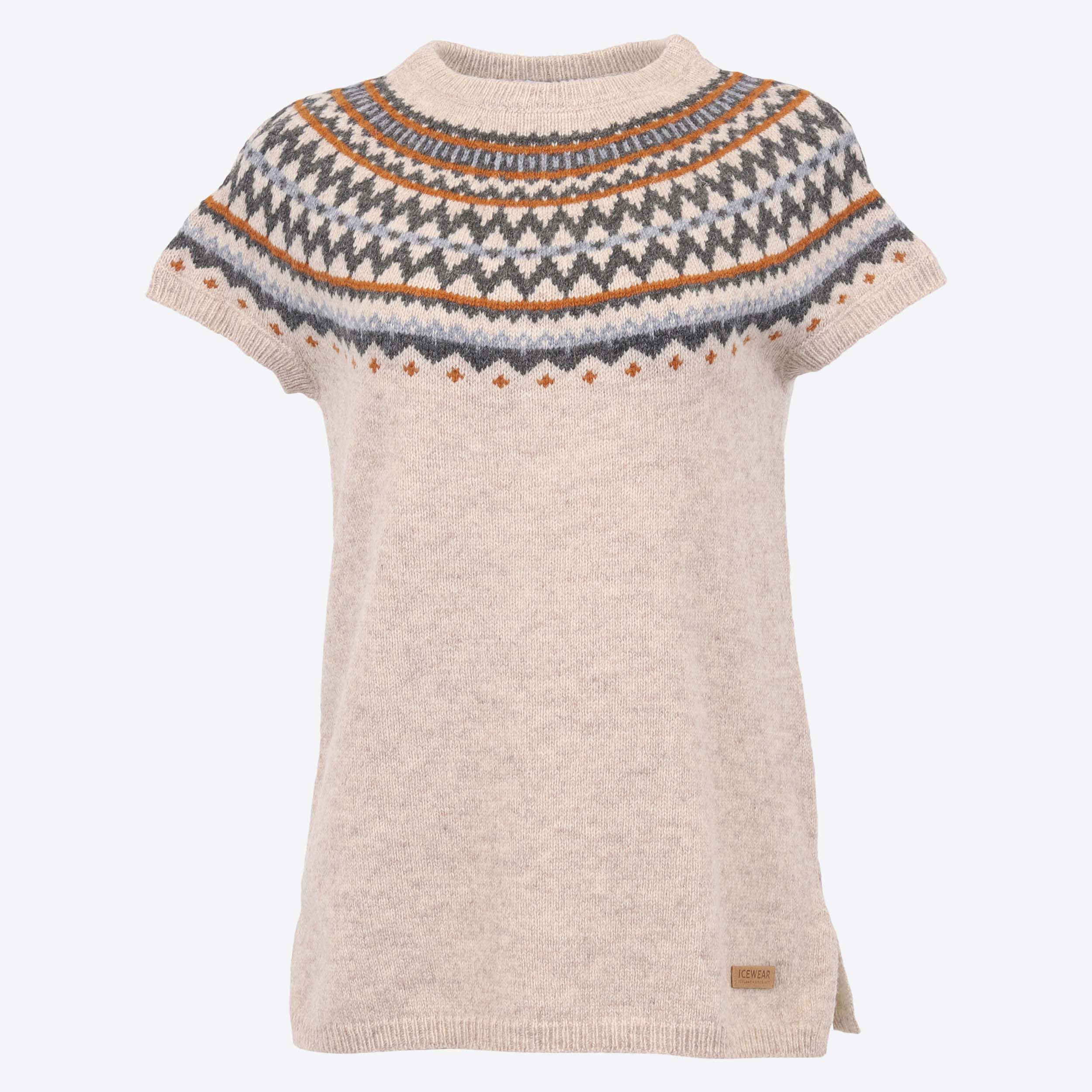 dyngjufjoll-wool-scandinavian-vest_20.jpeg