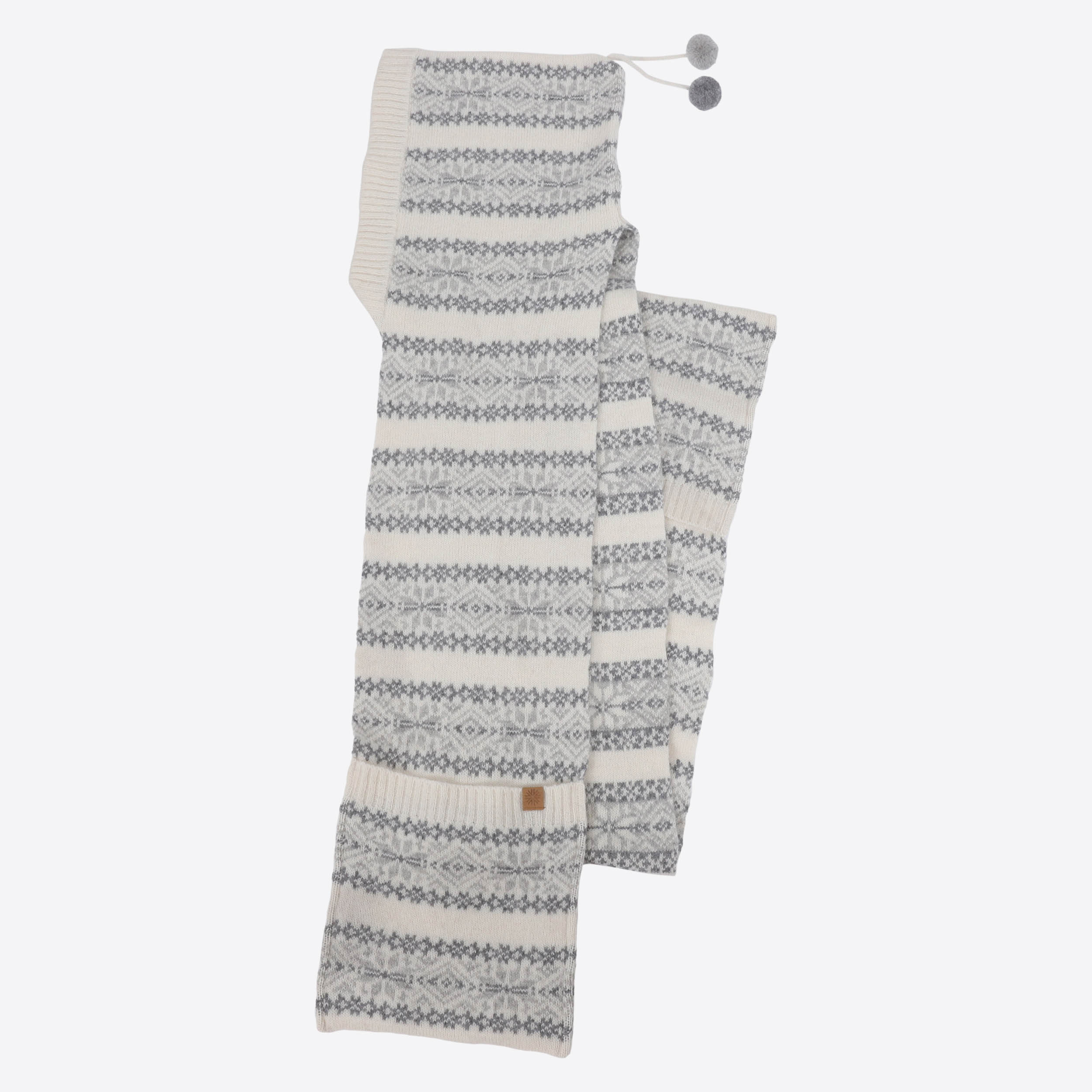 papey2-wool-nordic_scarf-with-hood_51.jpeg