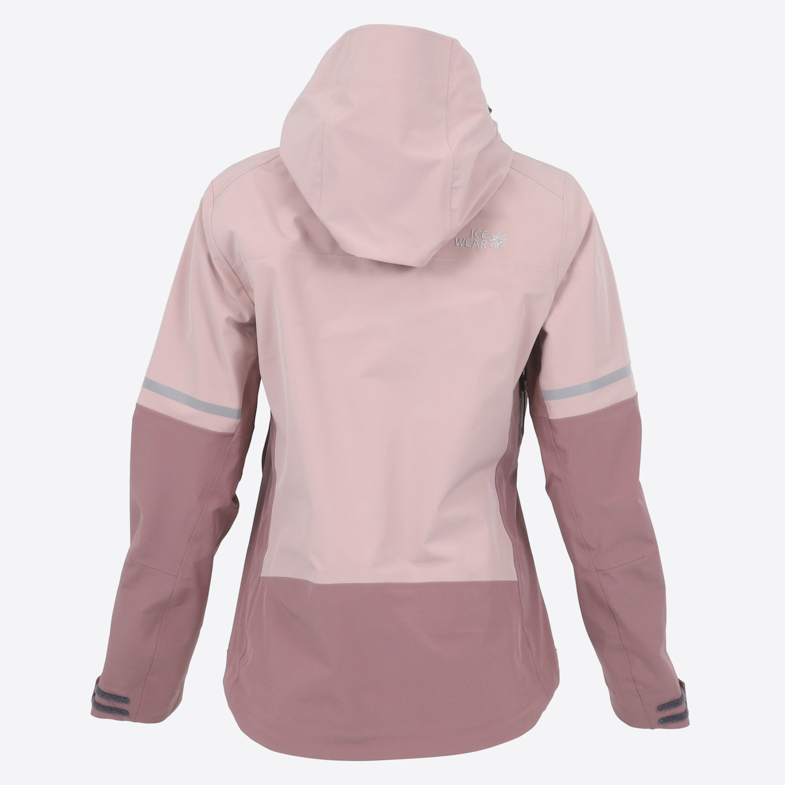 vala-rain-jacket-women-iceland-2041-3.jpeg