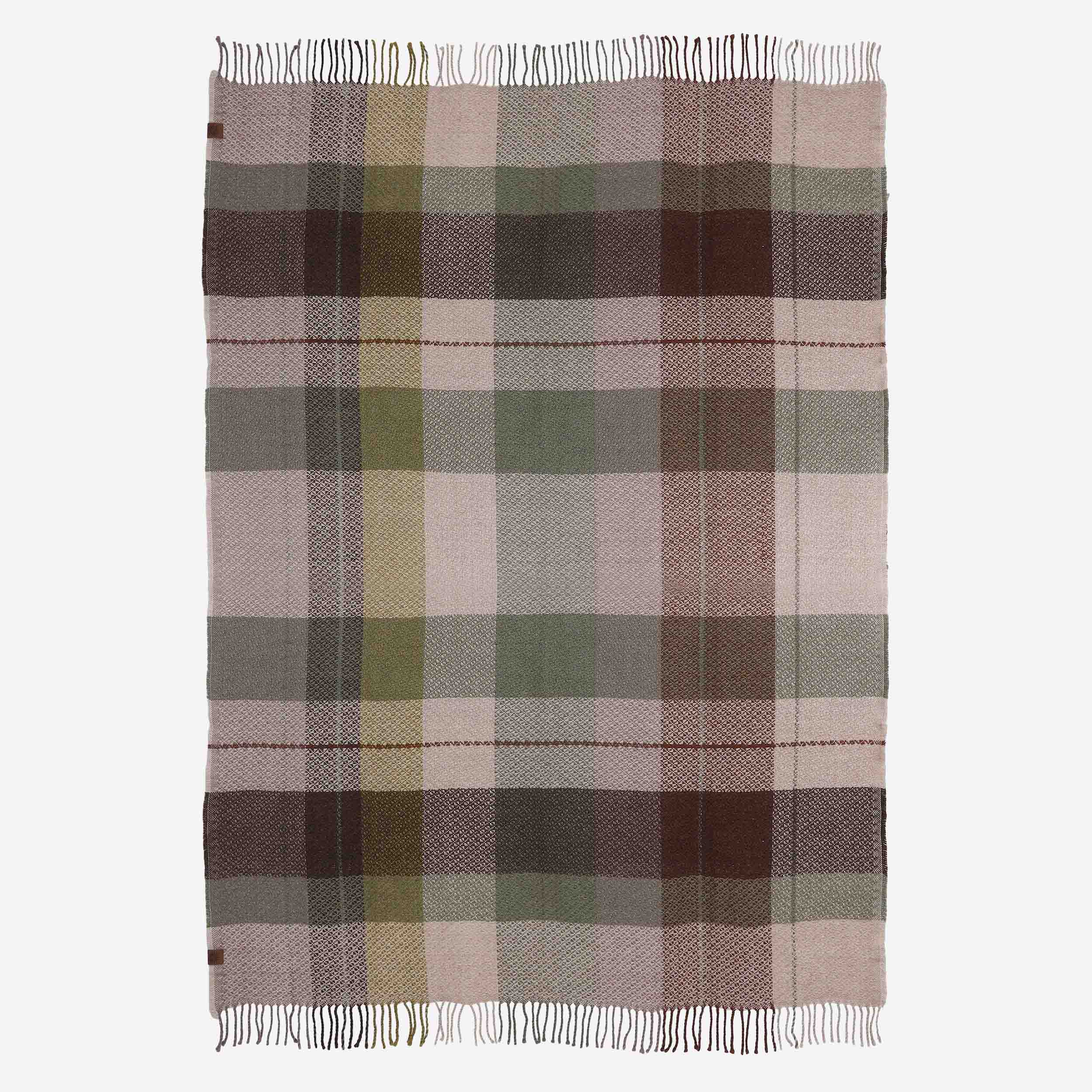 varmaland-wool-blanket-iceland_79.jpeg