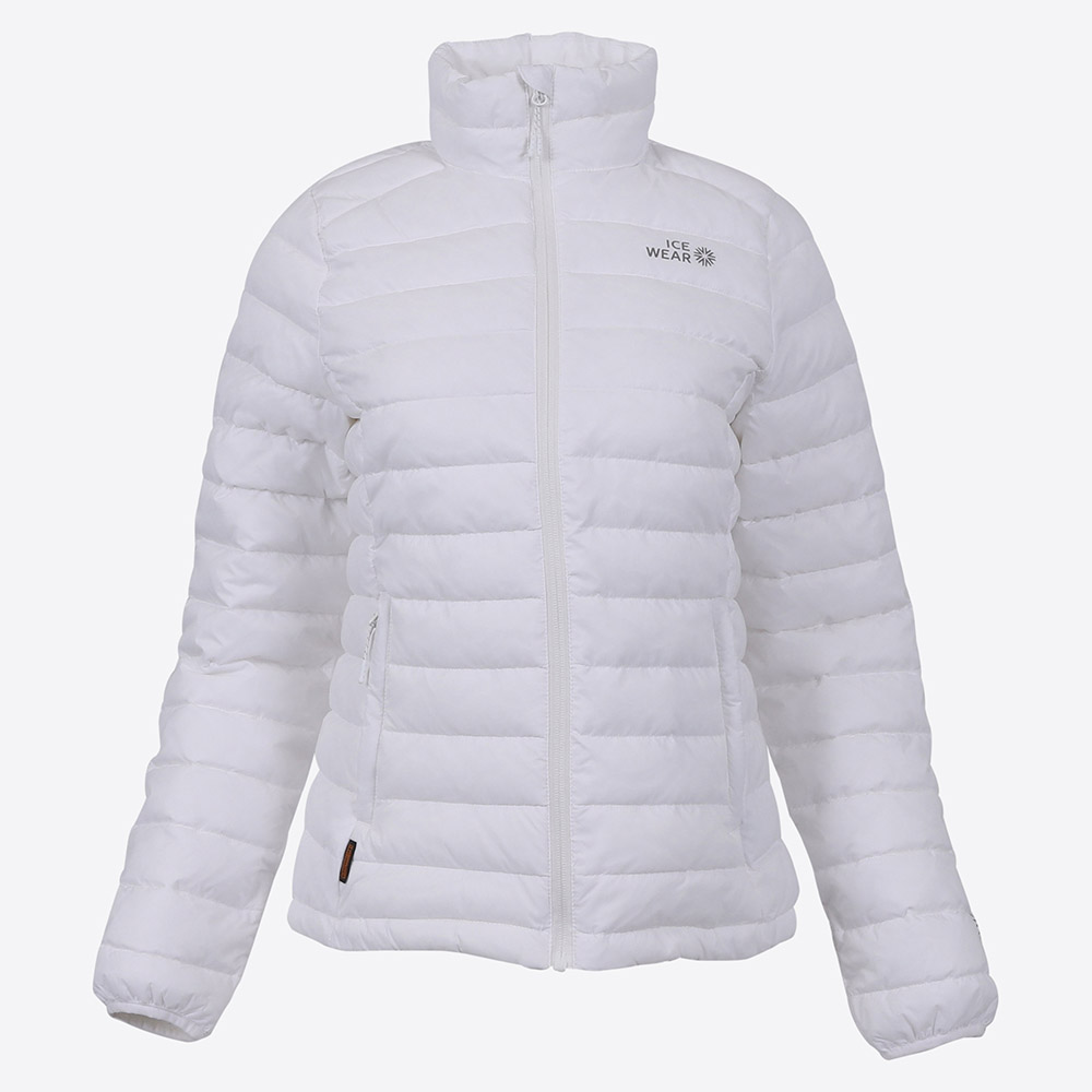 embla-insulated-white-jacket-outdoor-women-iceland_50.jpeg