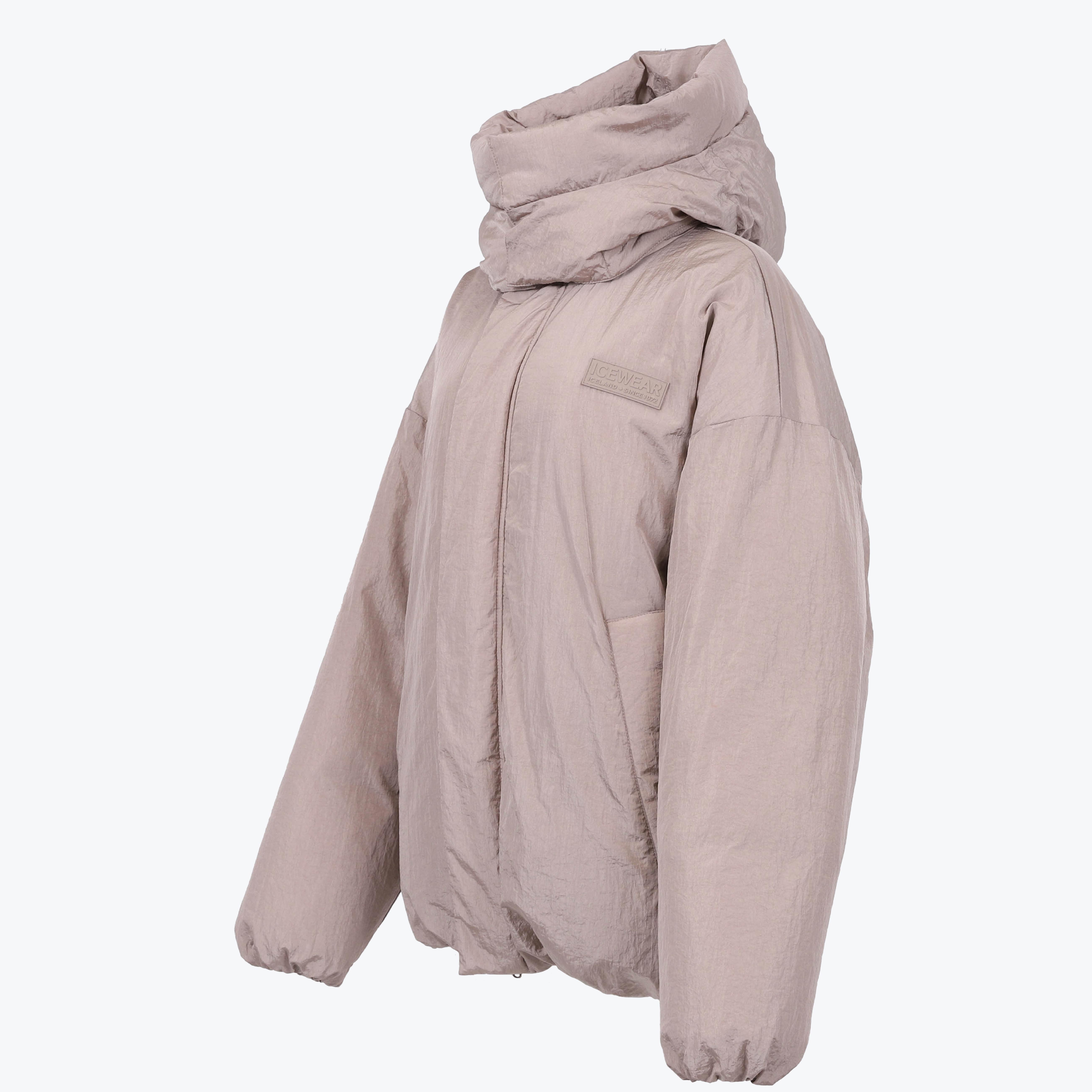 snjofjoll-parka-iceland-09.jpeg