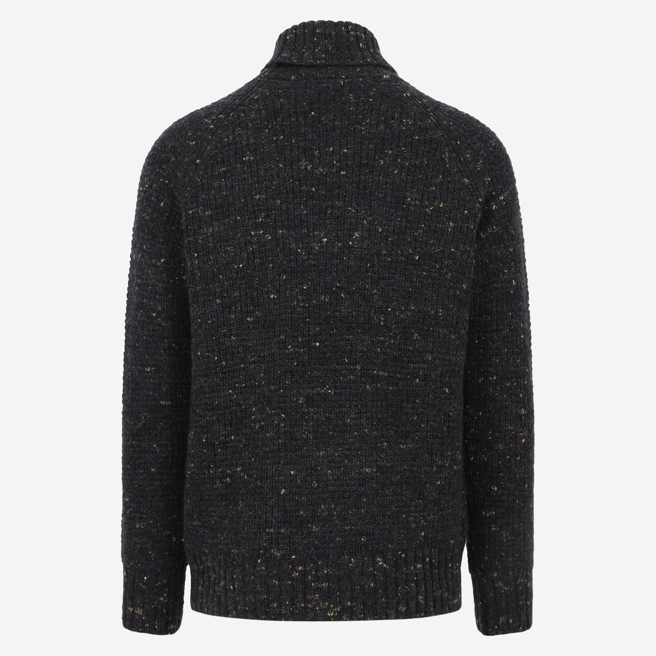 hraunholl-wool-knitted-black-turtleneck-sweater_57.jpeg