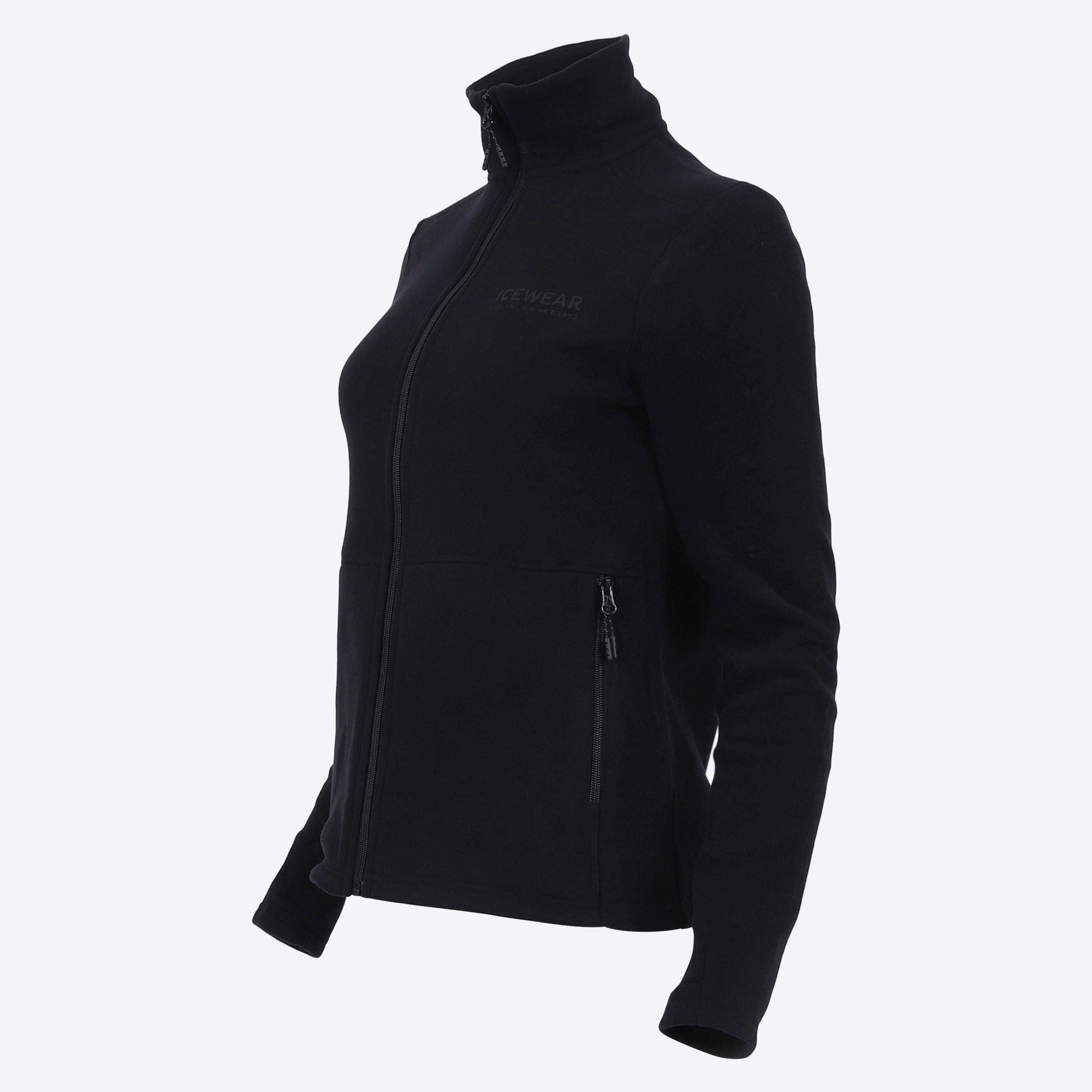 Kotlutangi-womens-primaloft-zipped-2.jpeg