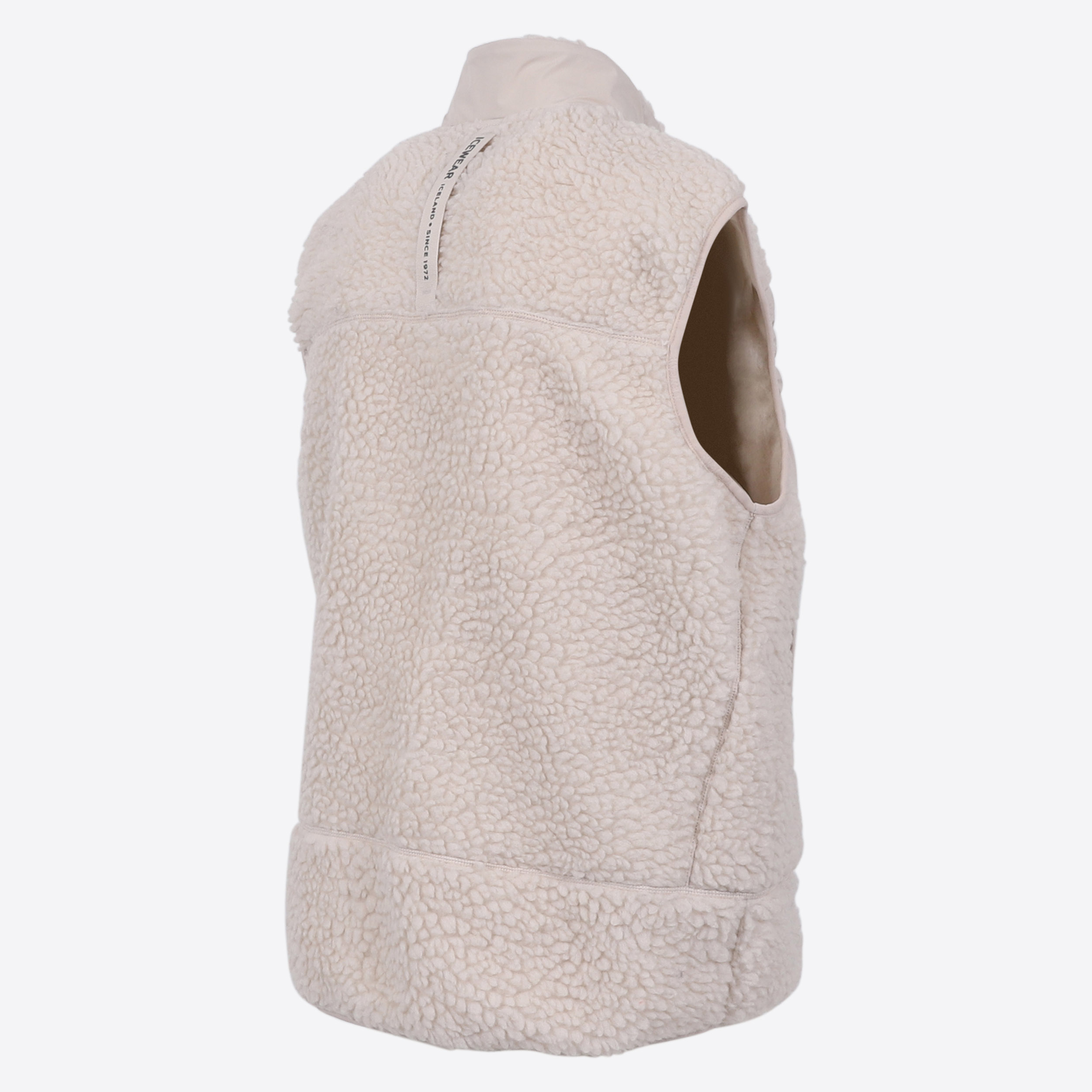 hergilsey-white-vest-sherpa-wool_75.jpeg