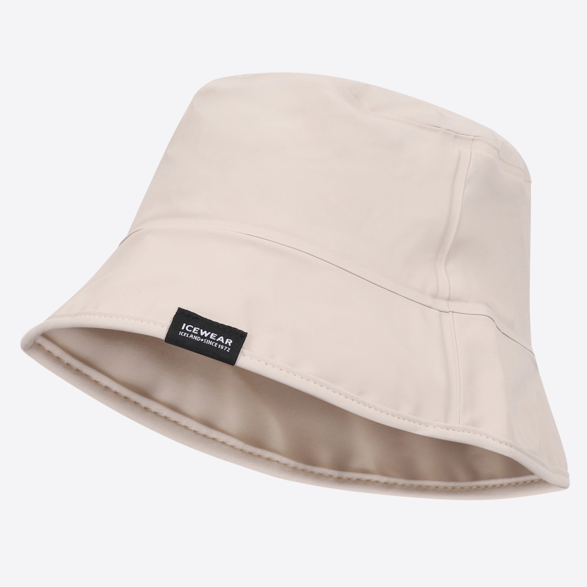 foss-rainhat_32.jpeg