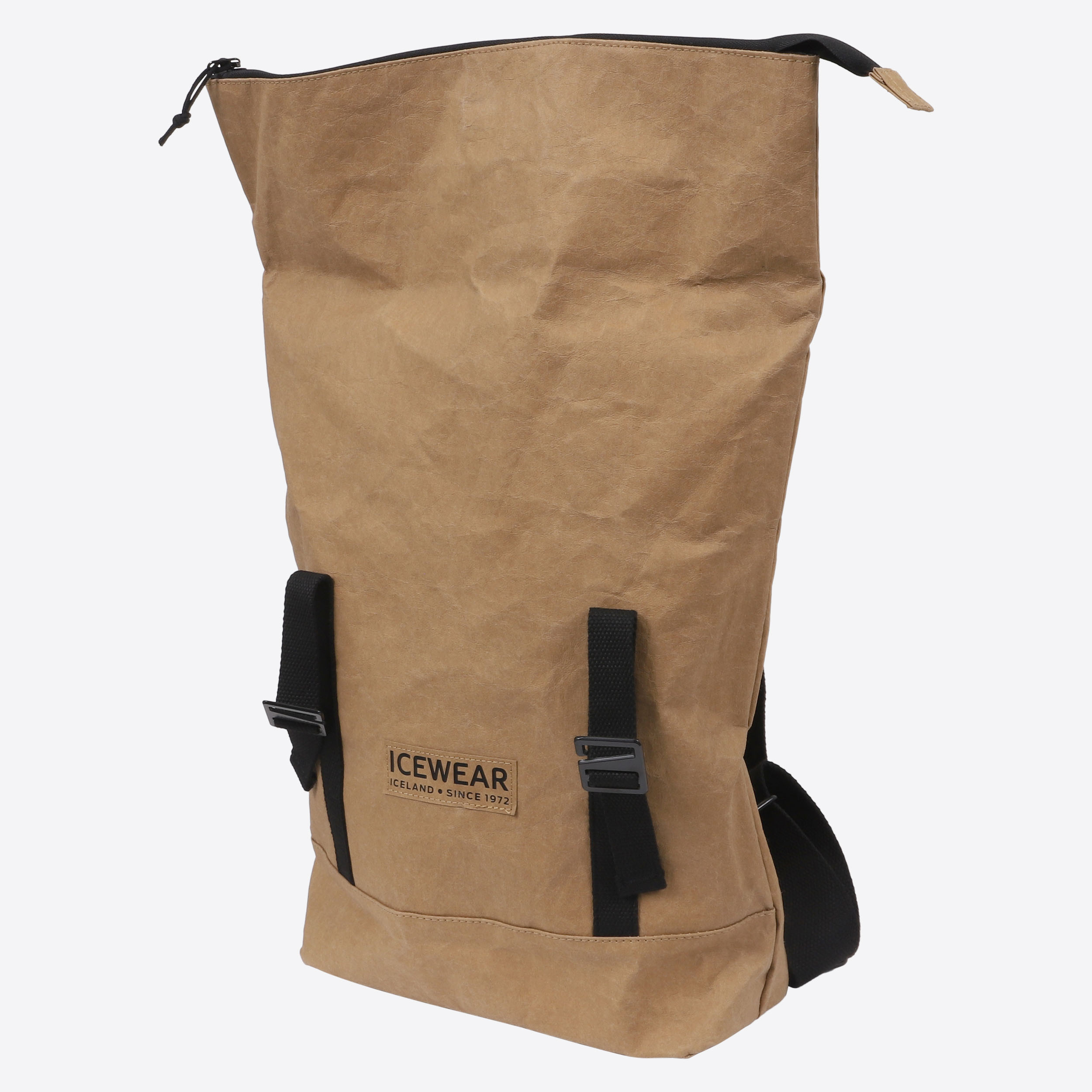 melgardar_paper-backpack_77.jpeg