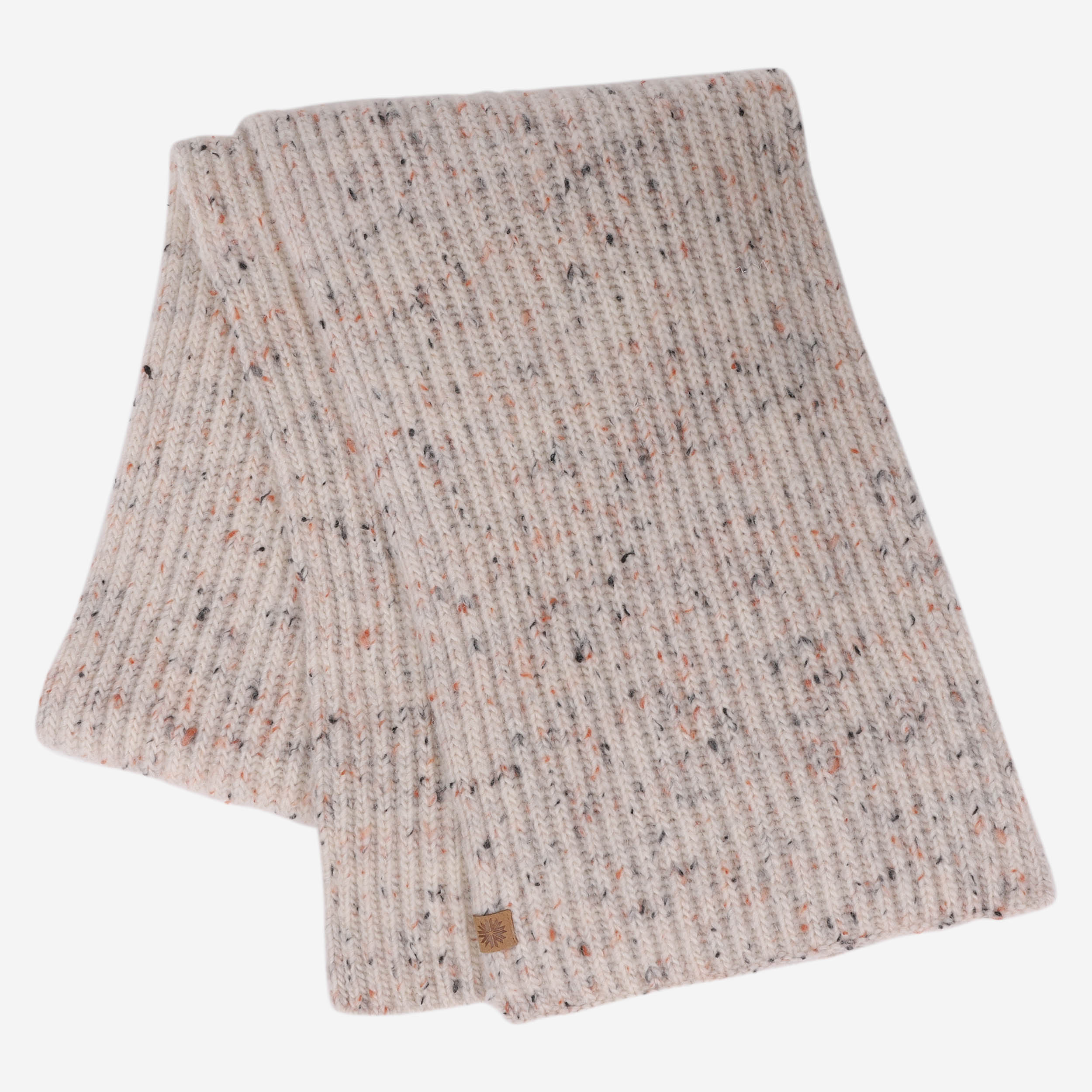 hraunholl-wool-knitted-scarf_18.jpeg