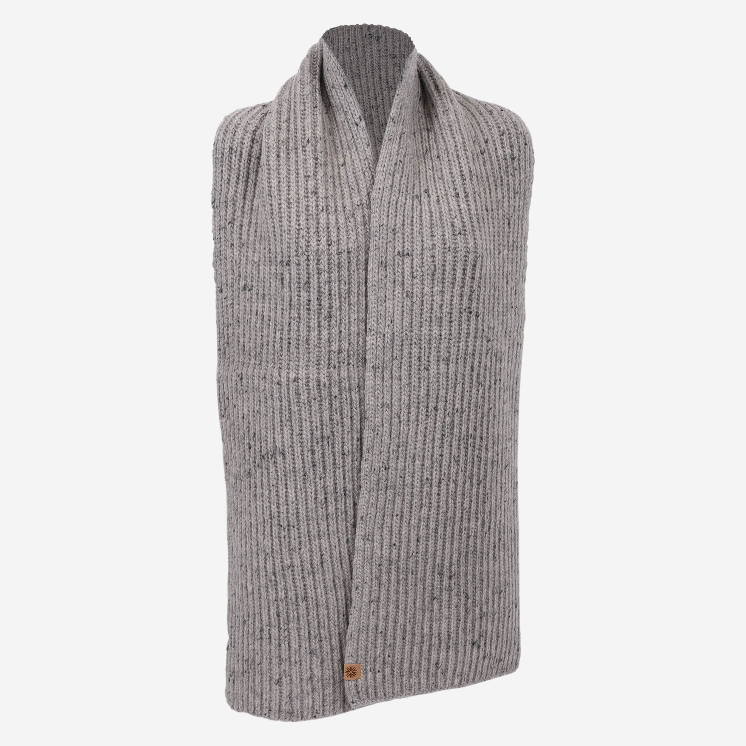 hraunholl-wool-knitted-scarf_27.jpeg