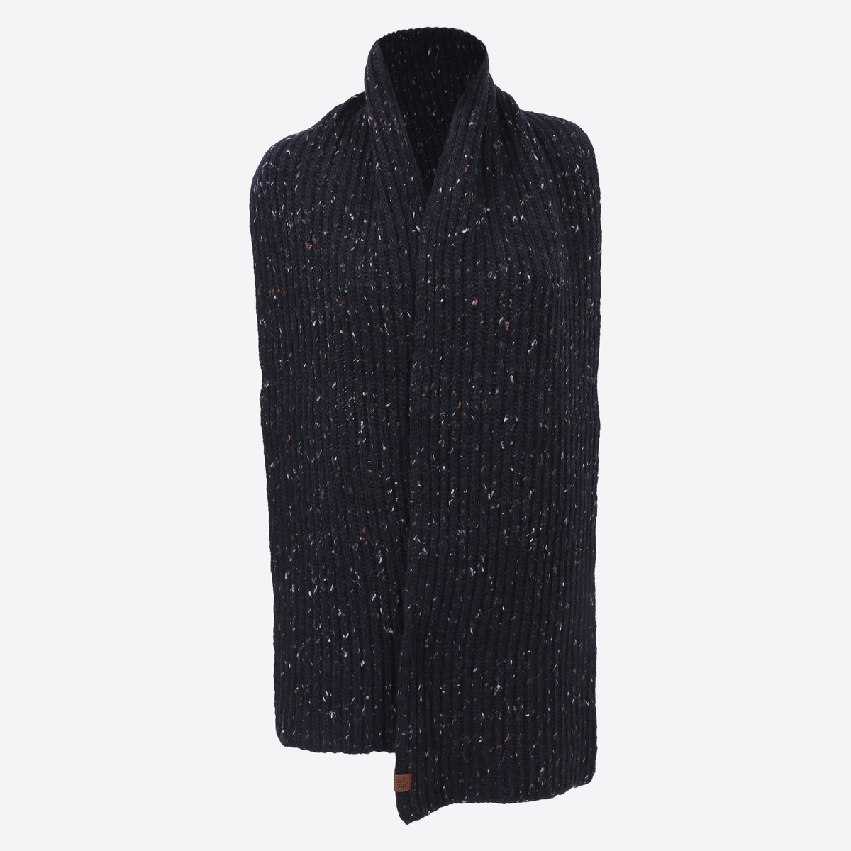 hraunholl-wool-knitted-scarf_32.jpeg