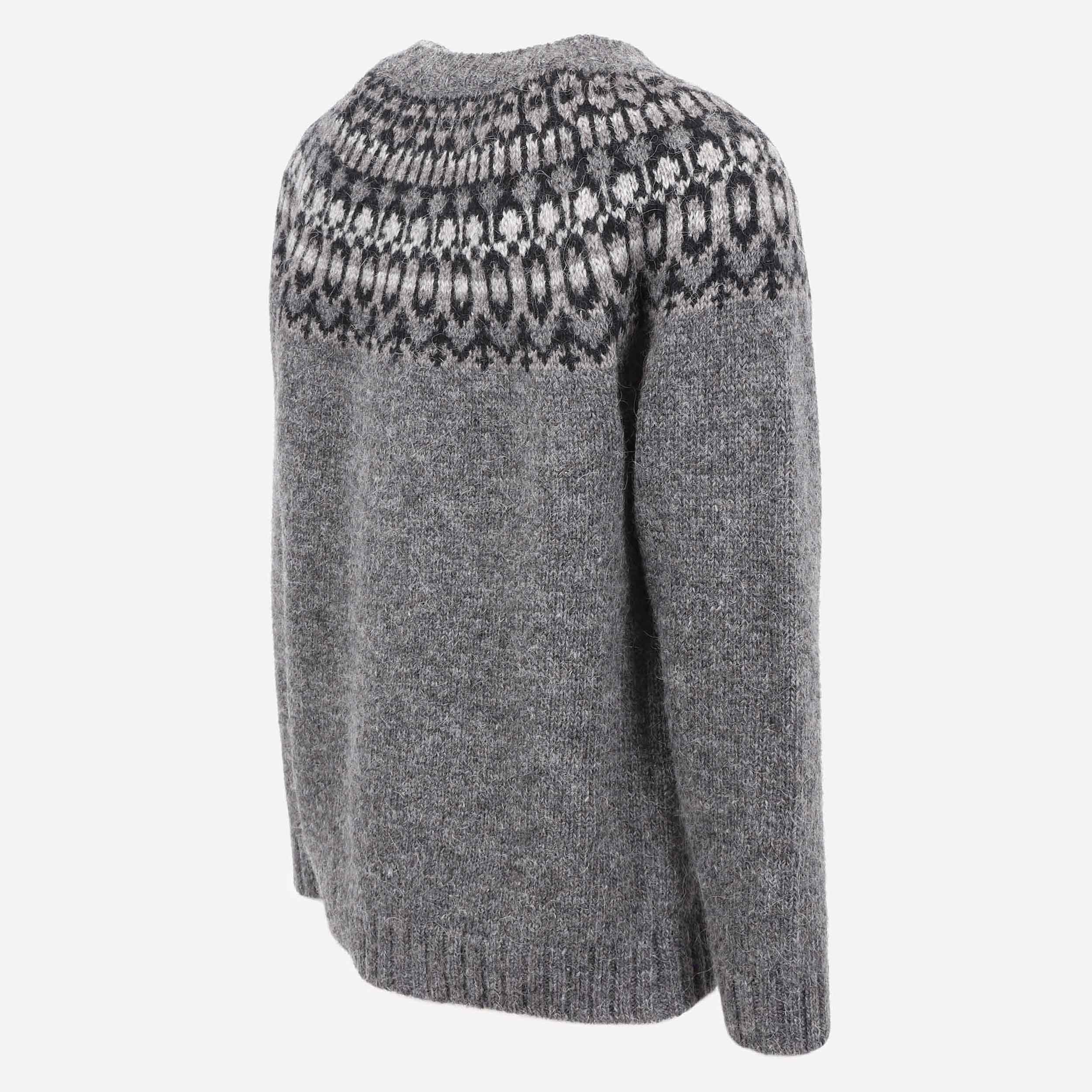 frodi-grey-buttoned-icelandic-wool-cardigan_704.jpeg