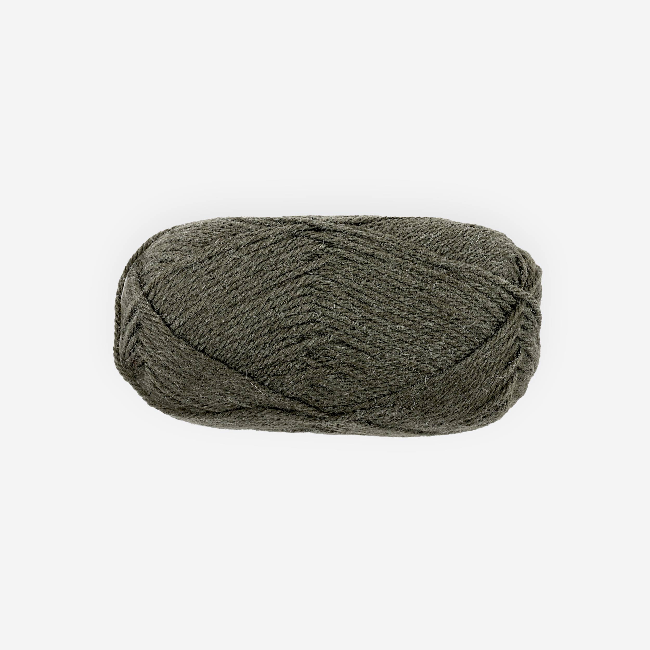 Alpaca_wool-knitting-yarn-9008-5094_.jpeg