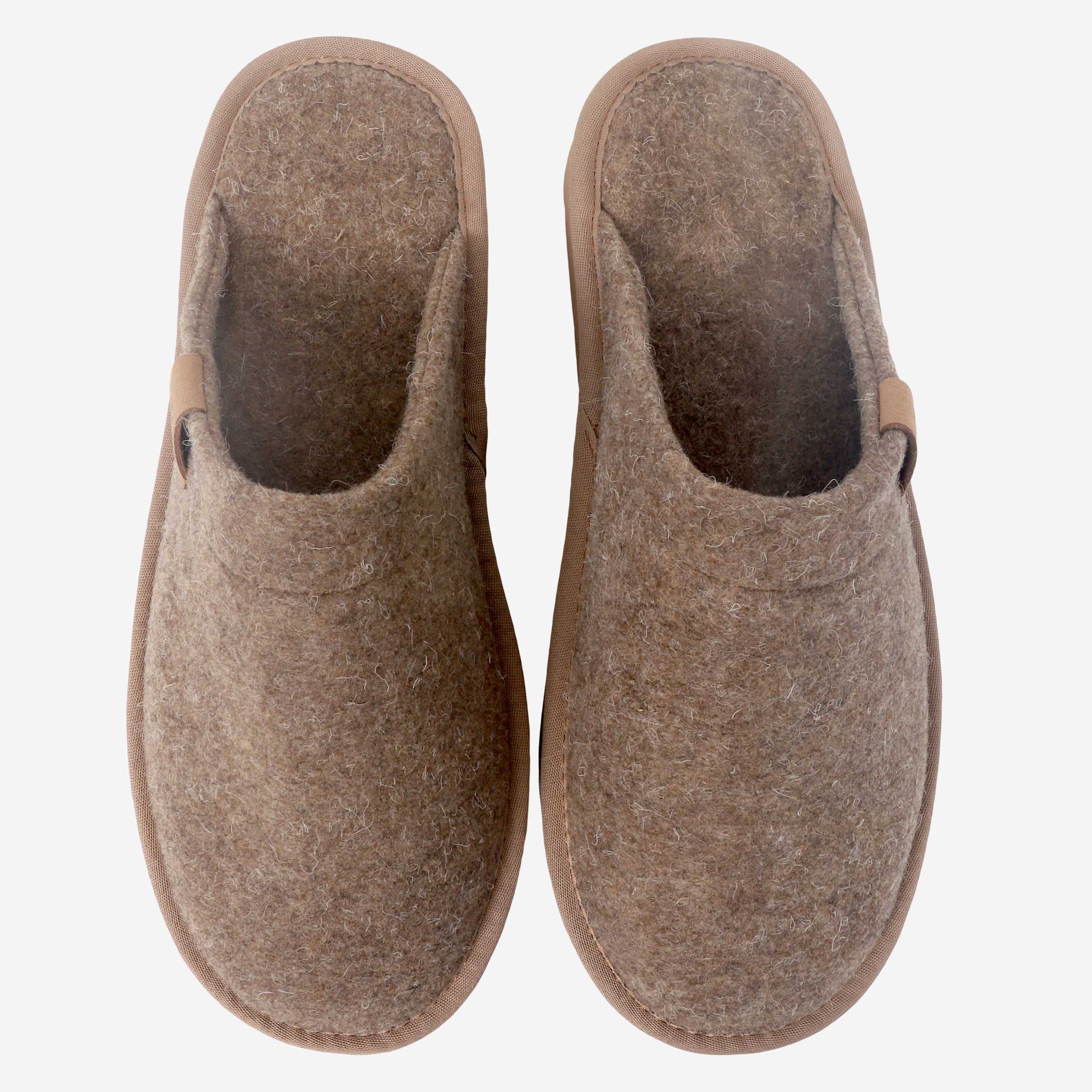 lambafell-wool-indoor-slippers-inniskor-beige_83.jpeg