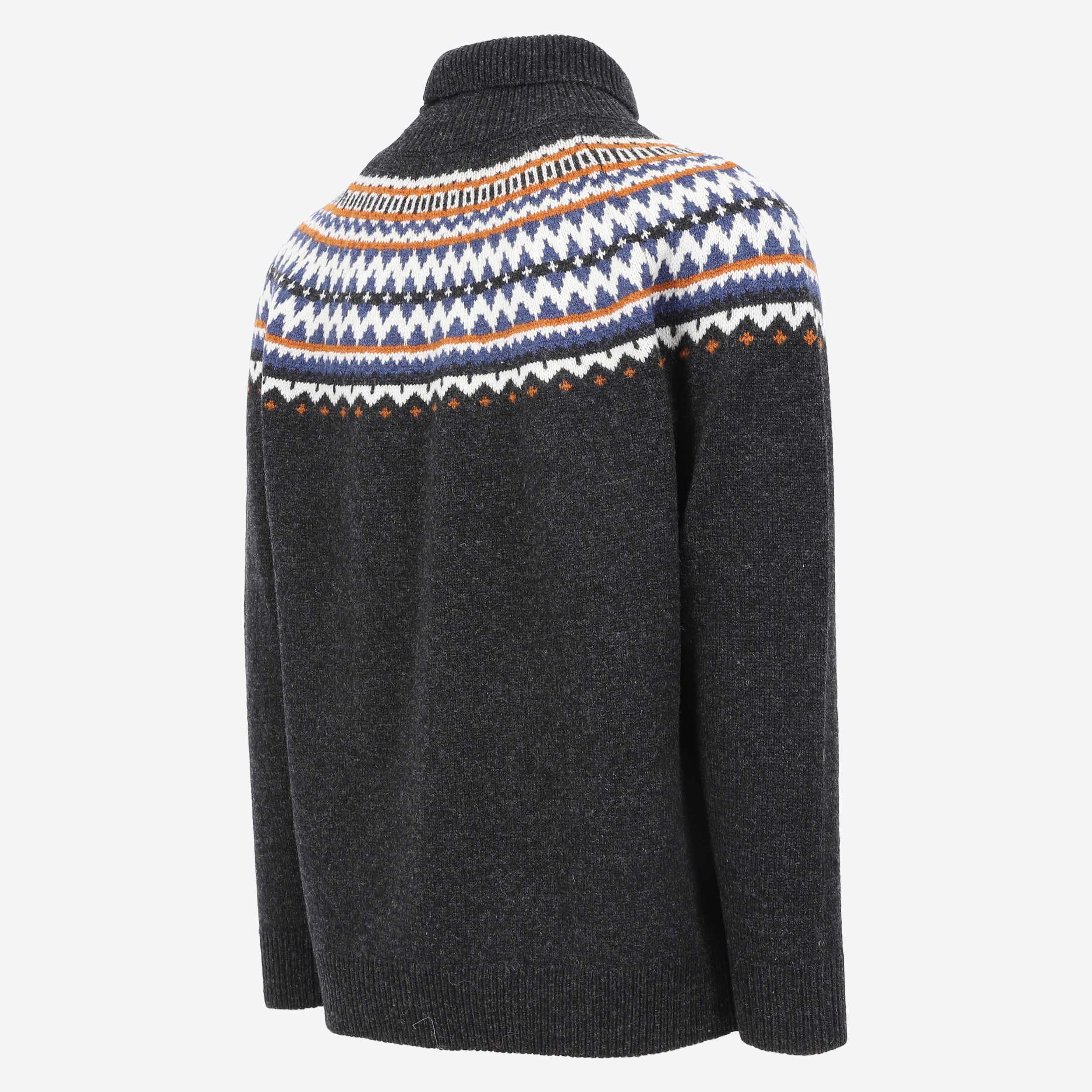 dyngjufjoll-turtleneck-wool-nordic-sweater_13.jpeg