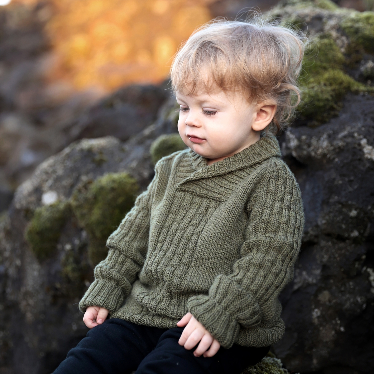 Peyji_KNIT0304_kids-knitted-sweater_knitting-pattern1.jpeg