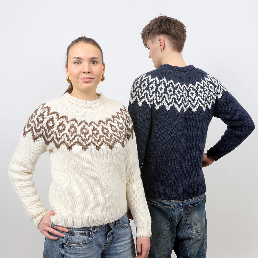 krummi_KNIT0439_adult-sweater_knitting-pattern_prjonauppskrift1.jpeg