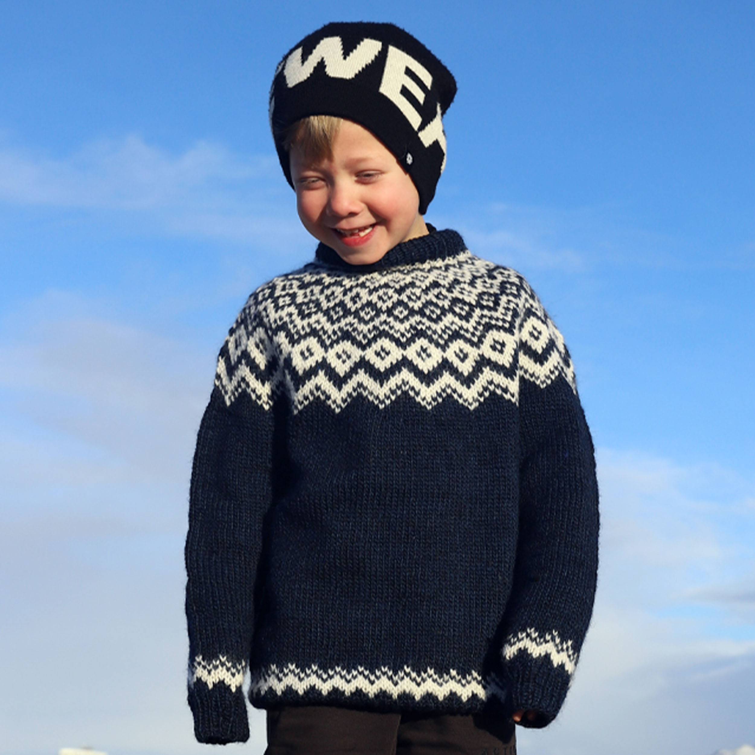 rita_KNIT0445_kids-sweater_knitting-pattern_prjonauppskrift2.jpeg