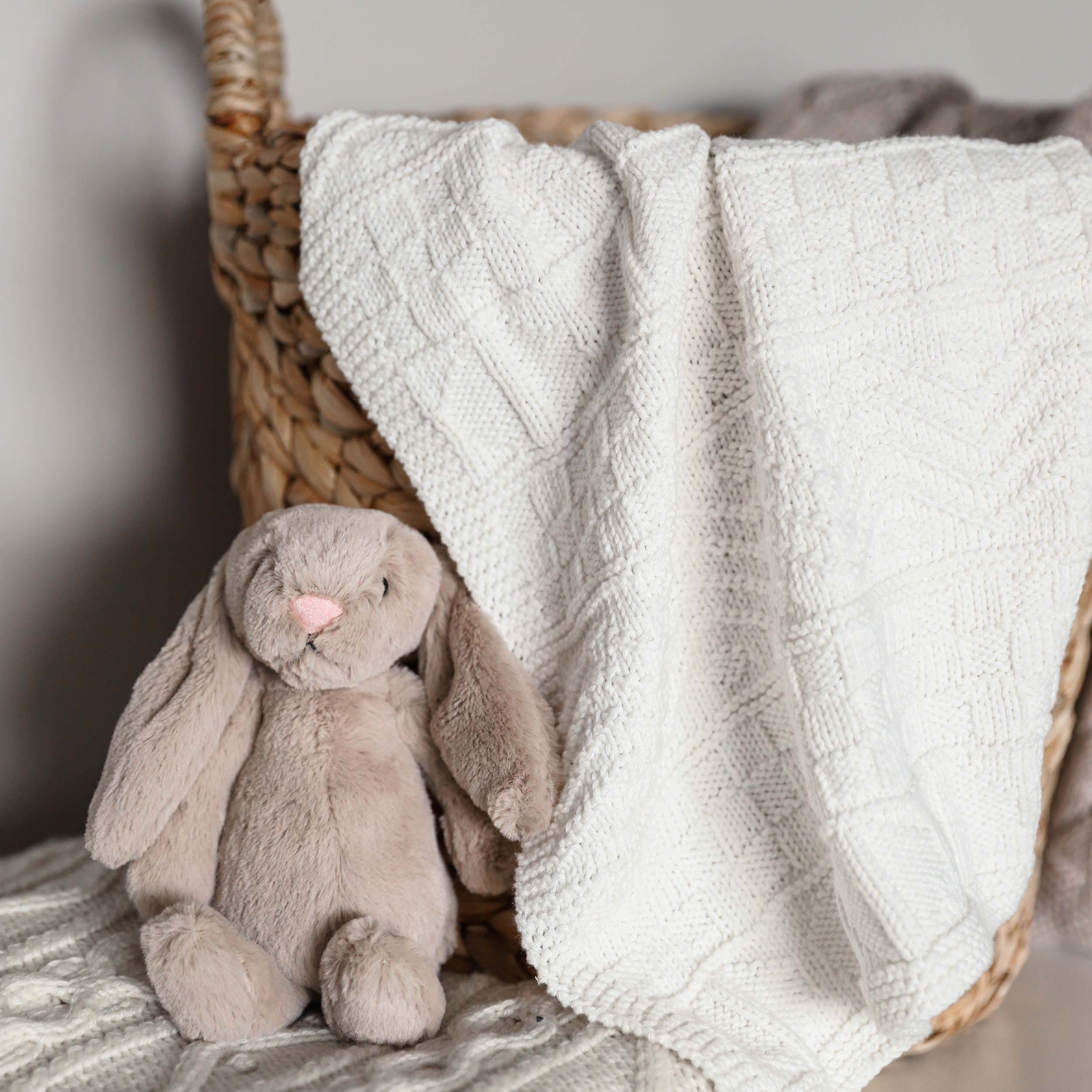Ã¾ula_KNIT0332_newborn-blanket_knitting-pattern_prjonauppskrift1.jpeg