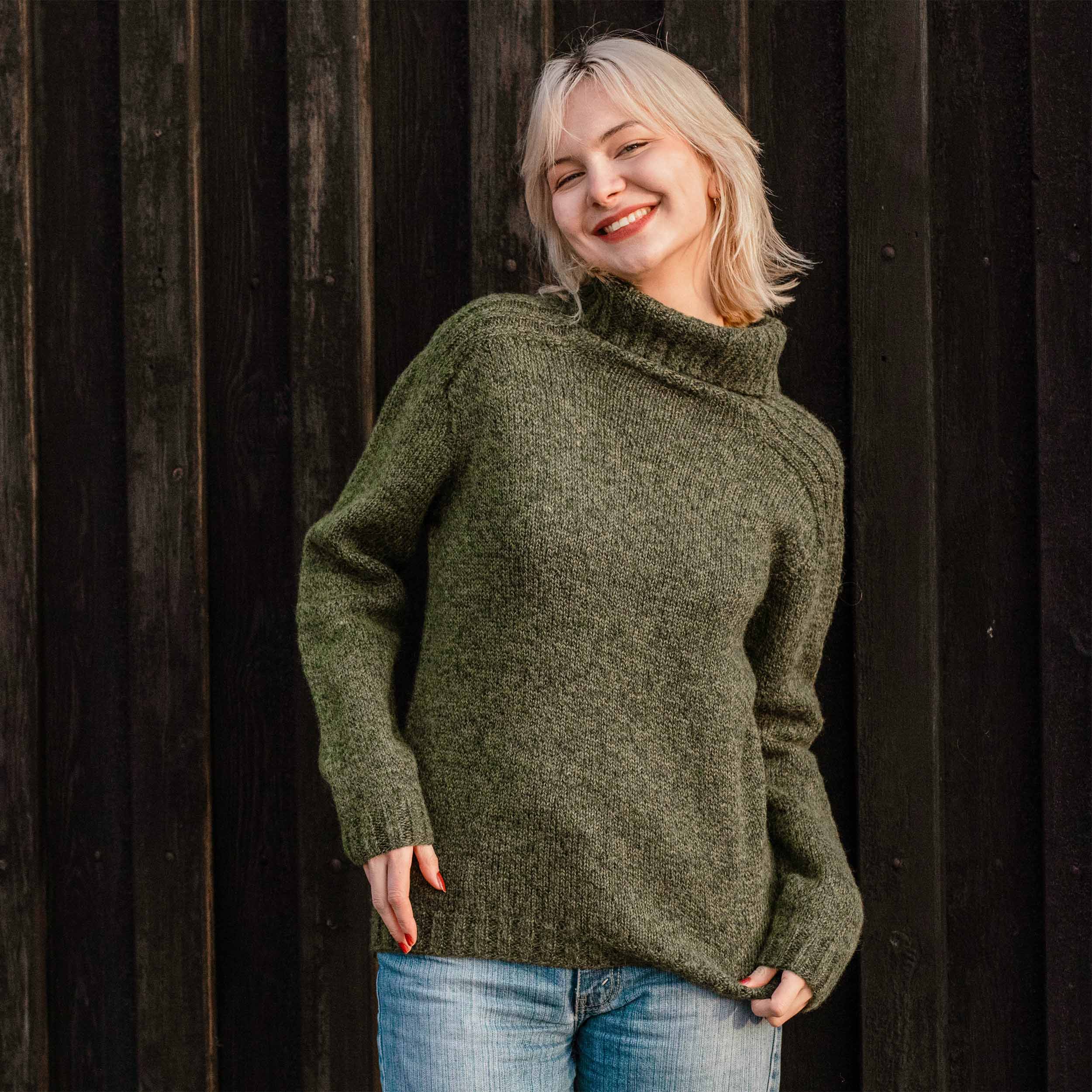 ulfur_KNIT0314_turtle-neck-sweater_knitting-pattern_prjonauppskrift3.jpeg