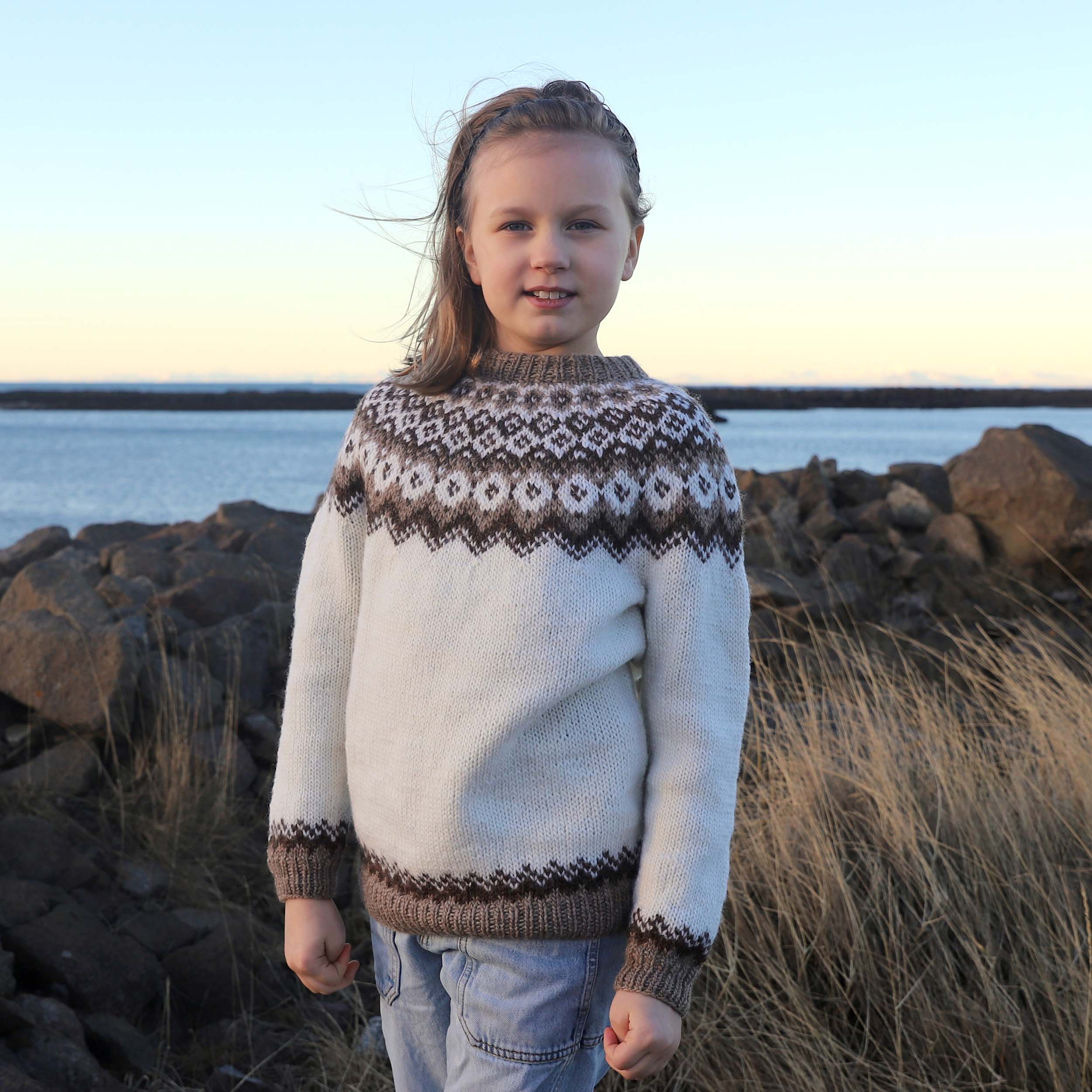 sula_KNIT0441_kids-sweater_knitting-pattern_prjonauppskrift5.jpeg