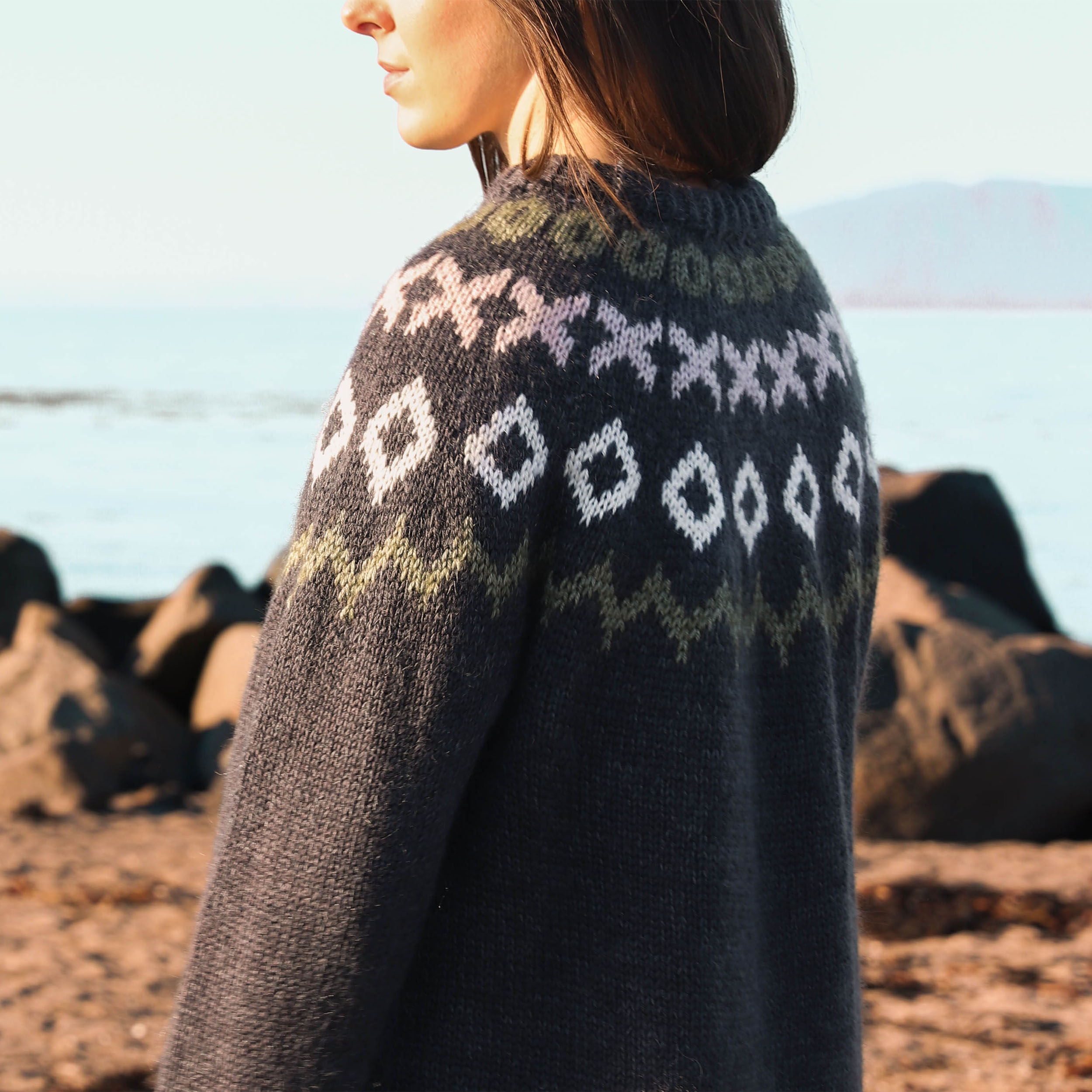 moss_KNIT0411_adult-sweater_knitting-pattern_prjonauppskrift3.jpeg