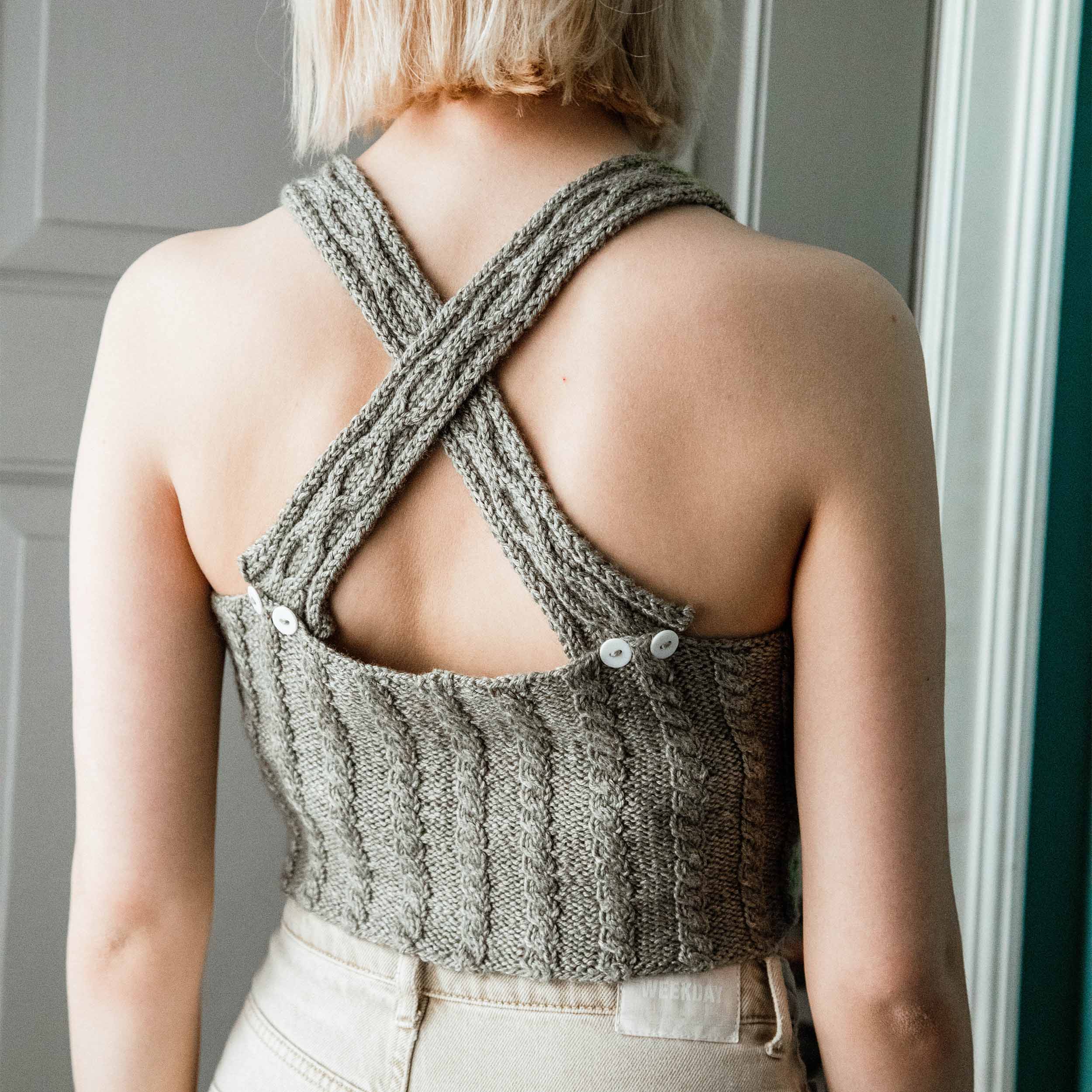 brianna_KNIT0312_womens-top_knitting-pattern_prjonauppskrift2.jpeg