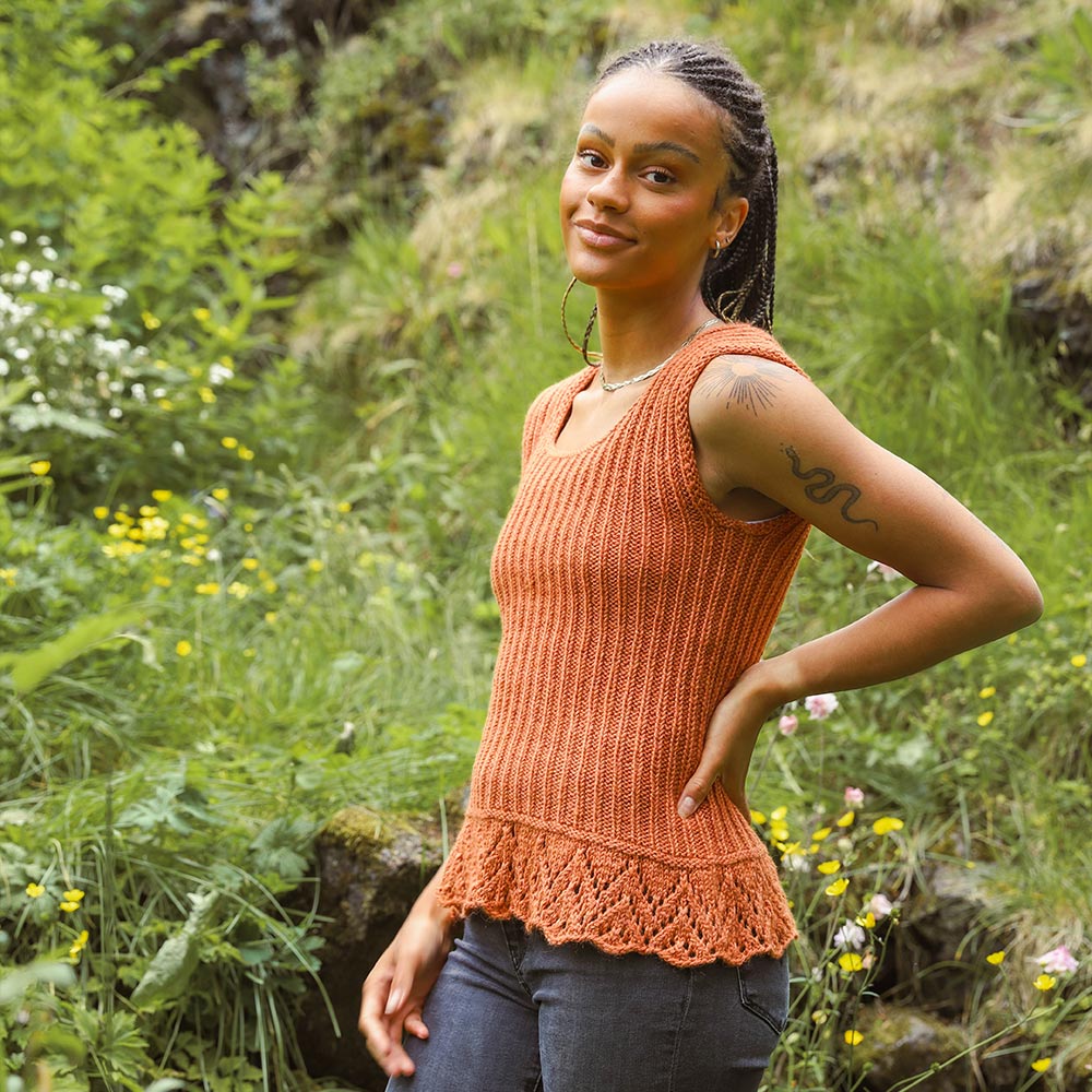belinda_KNIT0394_summer-tank-top_knitting-pattern_prjonauppskrift1.jpeg