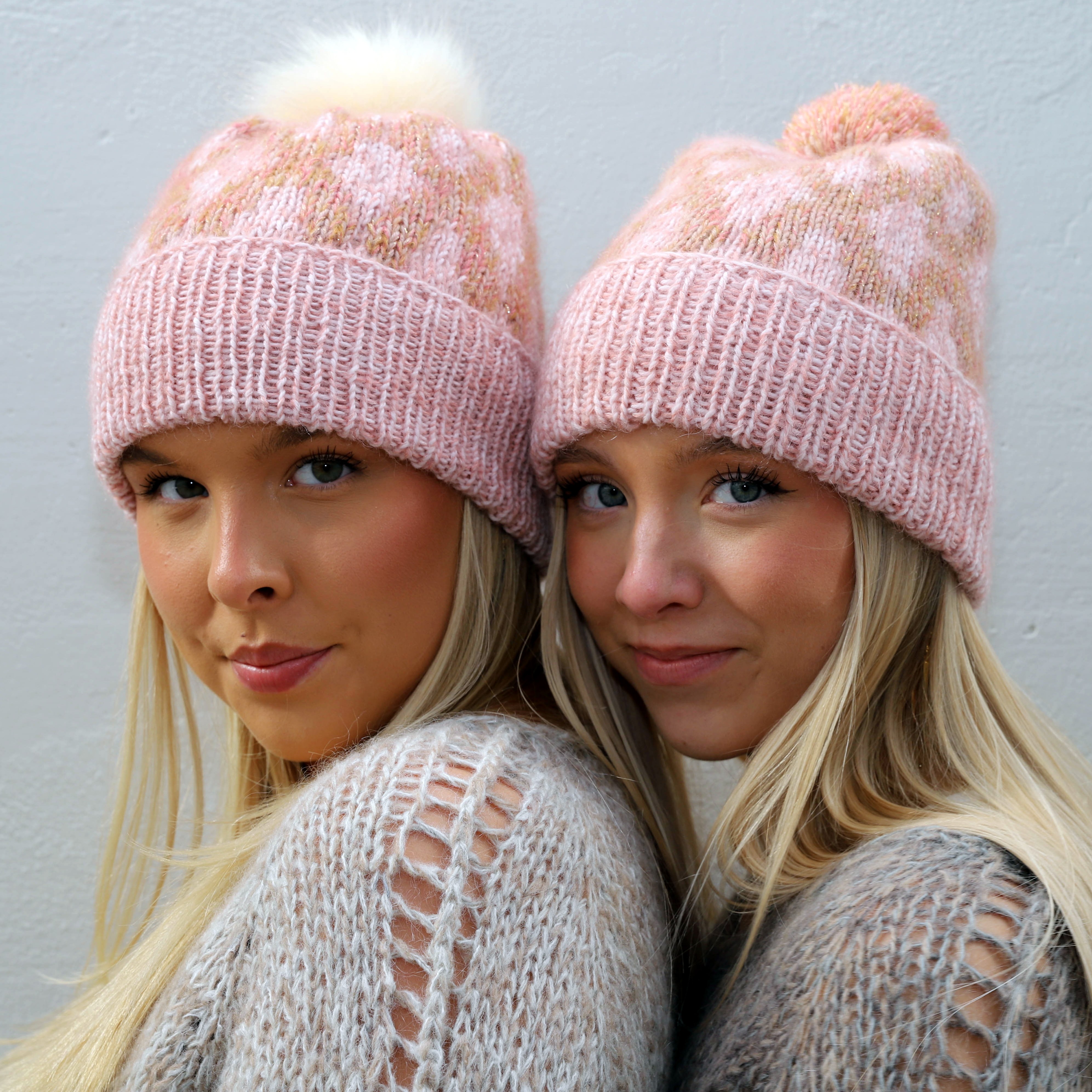 bleika-hufan_KNIT0458_styrktar-hufa_knitting-pattern_prjonauppskrift3.jpeg