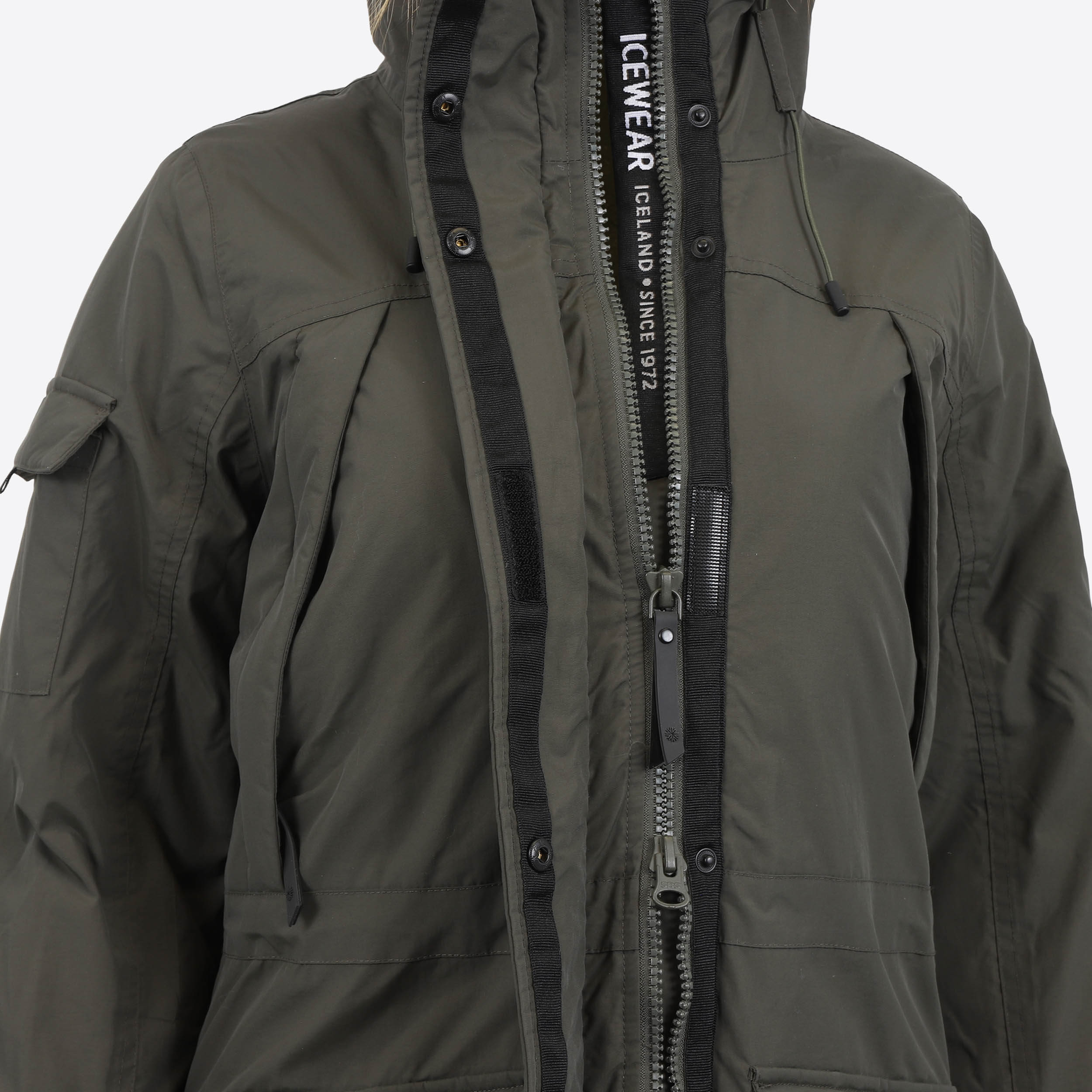 me-warm-winter-parka-women-fur-iceland_96.jpeg
