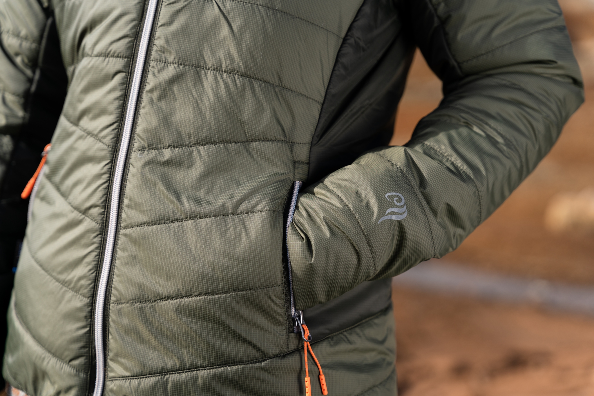 iceland-woman-green-jacket_21.jpeg
