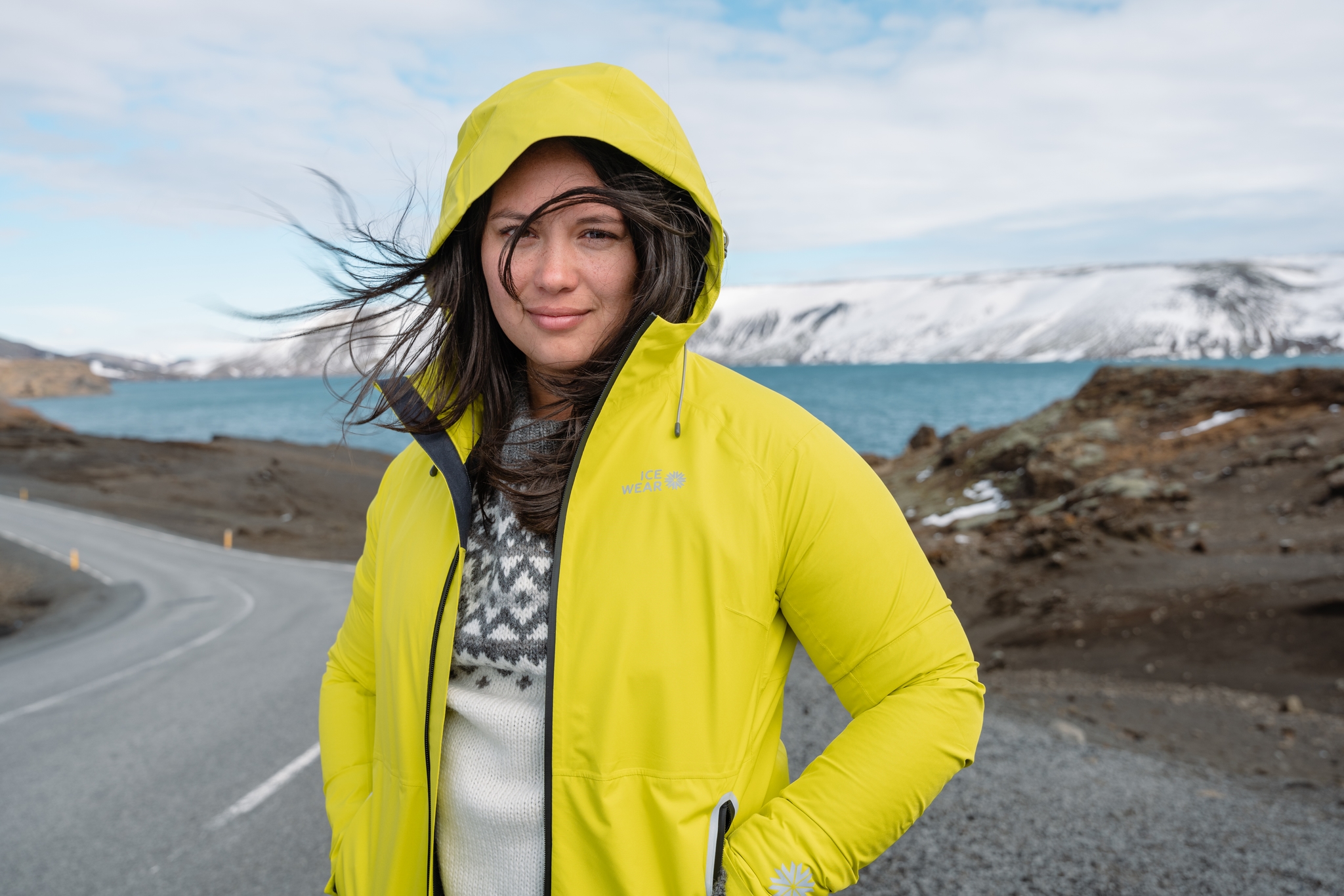 iceland-2-woman-yellow-jacket_55.jpeg