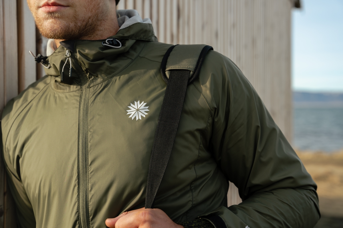 iceland-green-outdoor-clothing-man_70.jpeg