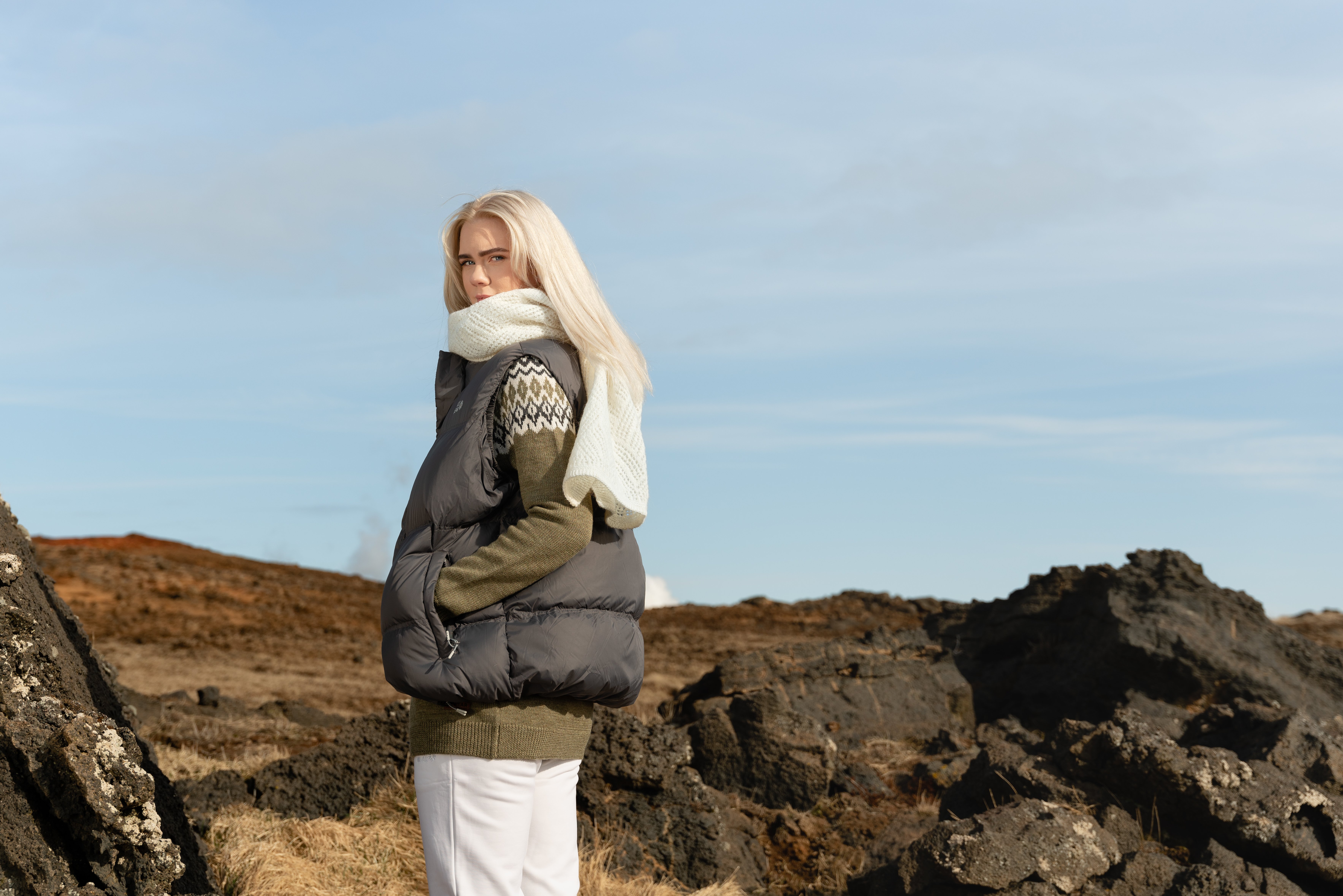 iceland-woman-outdoor-clothing-wool-sweater_7.jpeg