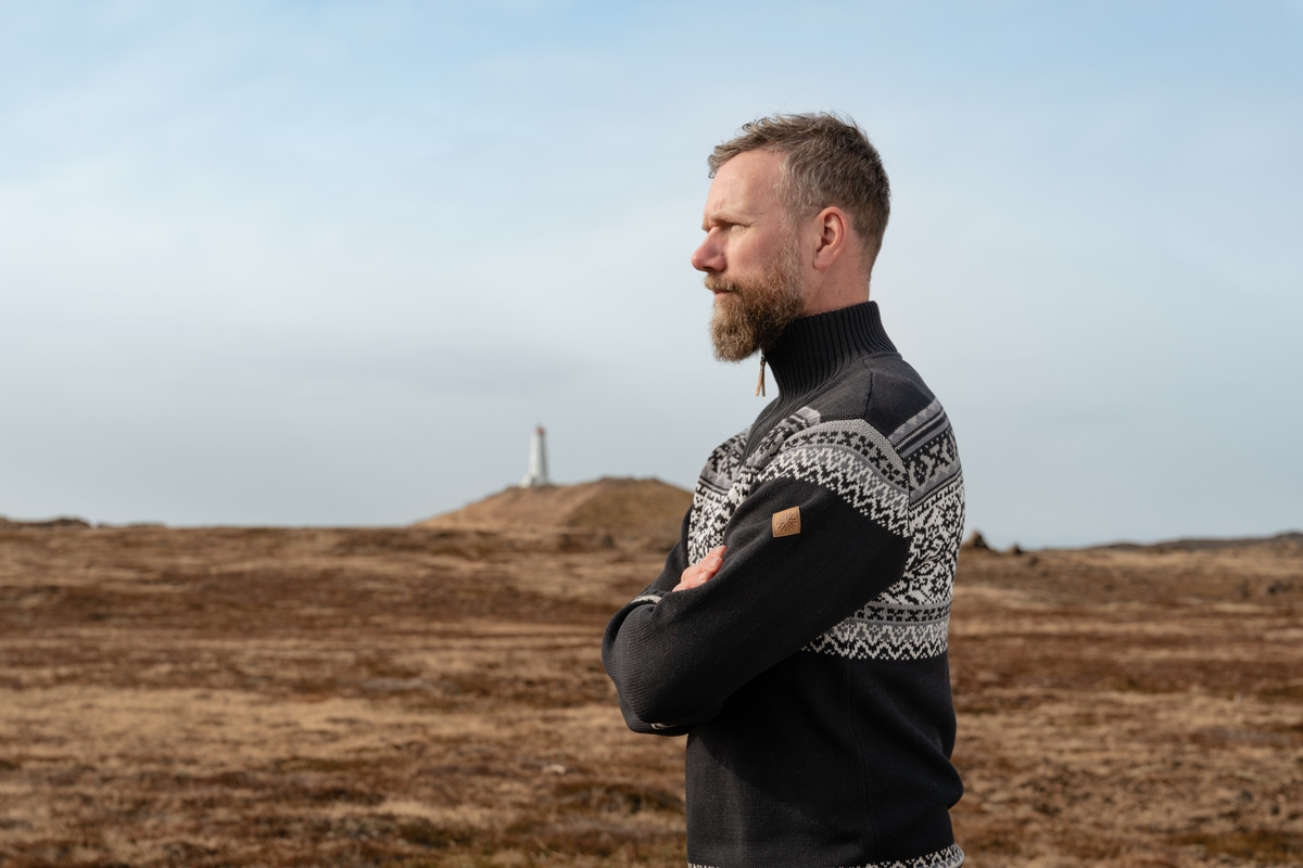 man-black-norwegian-sweater_30.jpeg