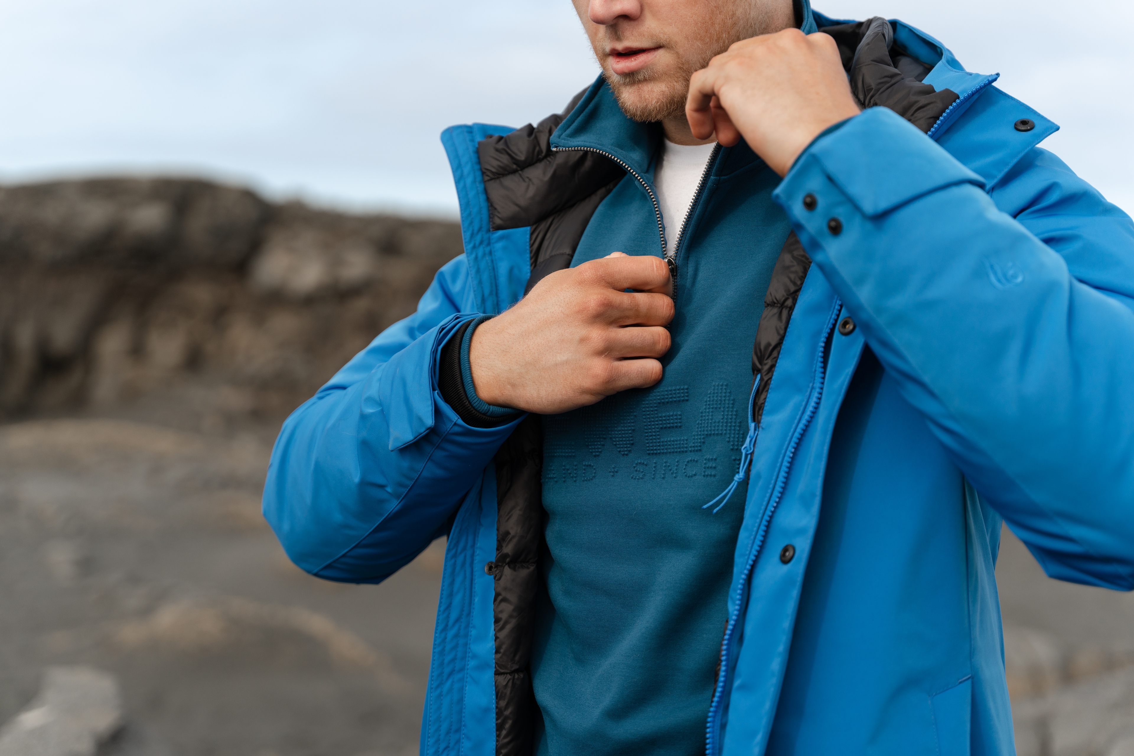iceland-outdoor-clothing-blue_67.jpeg