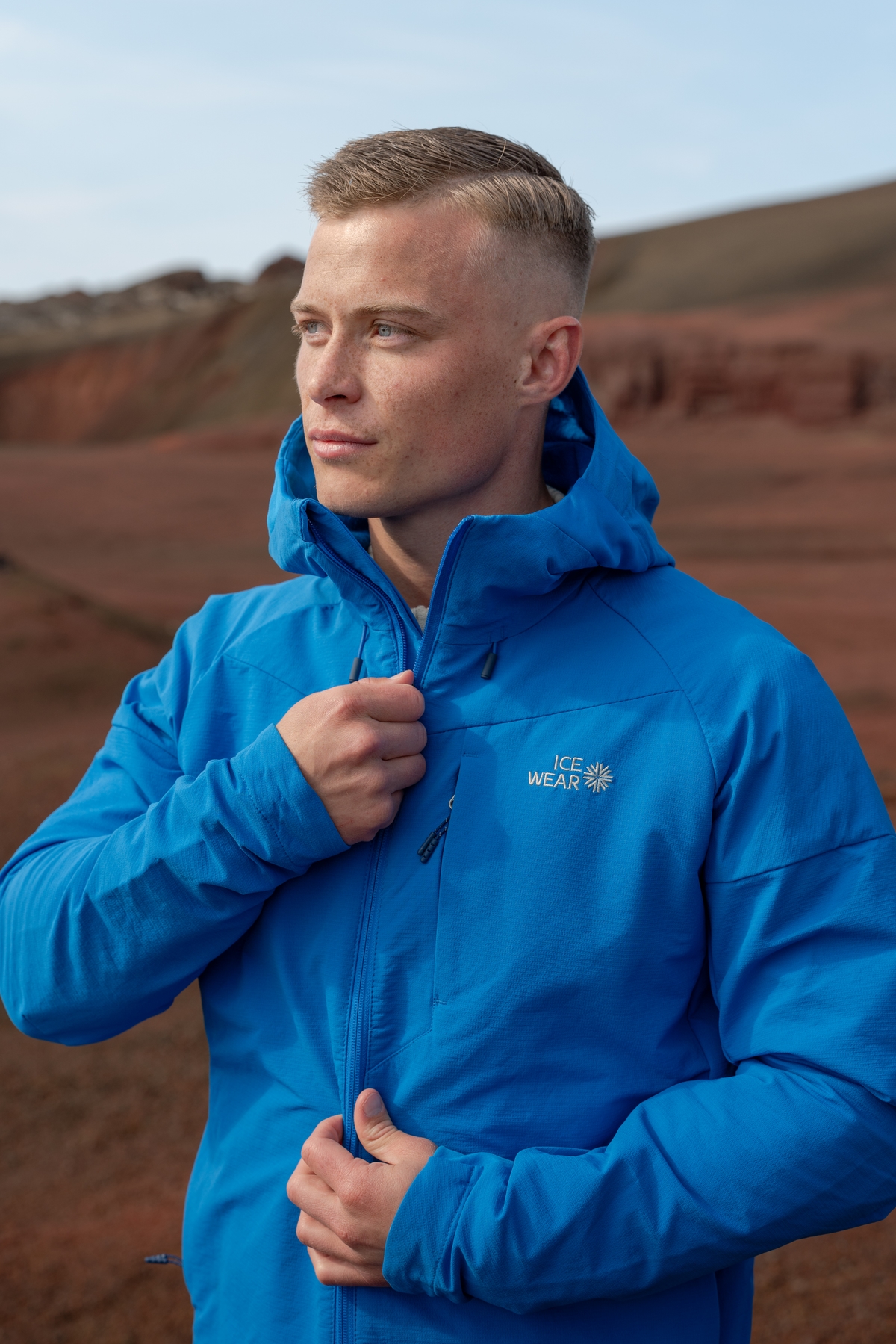 iceland-man-lightblue-softshell-jacket_147.jpeg