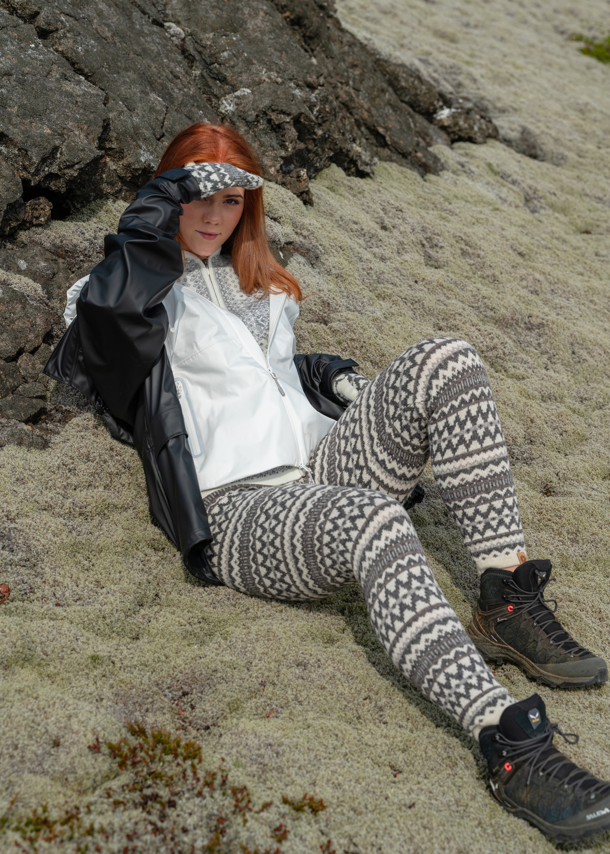 iceland-redhair-woman-outdoor-clothing_91.jpeg