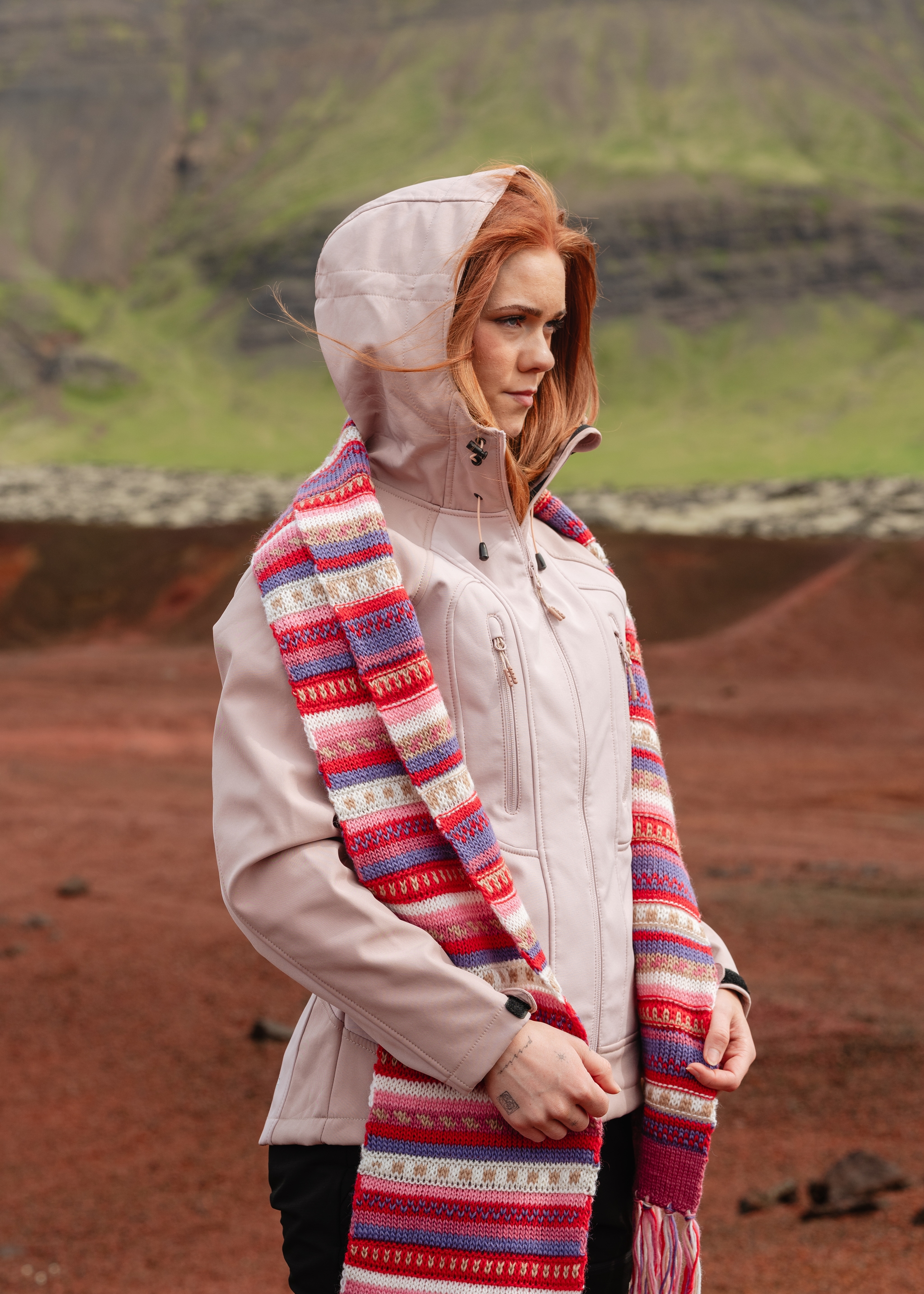 iceland-woman-pink-softshell-jacket_79.jpeg