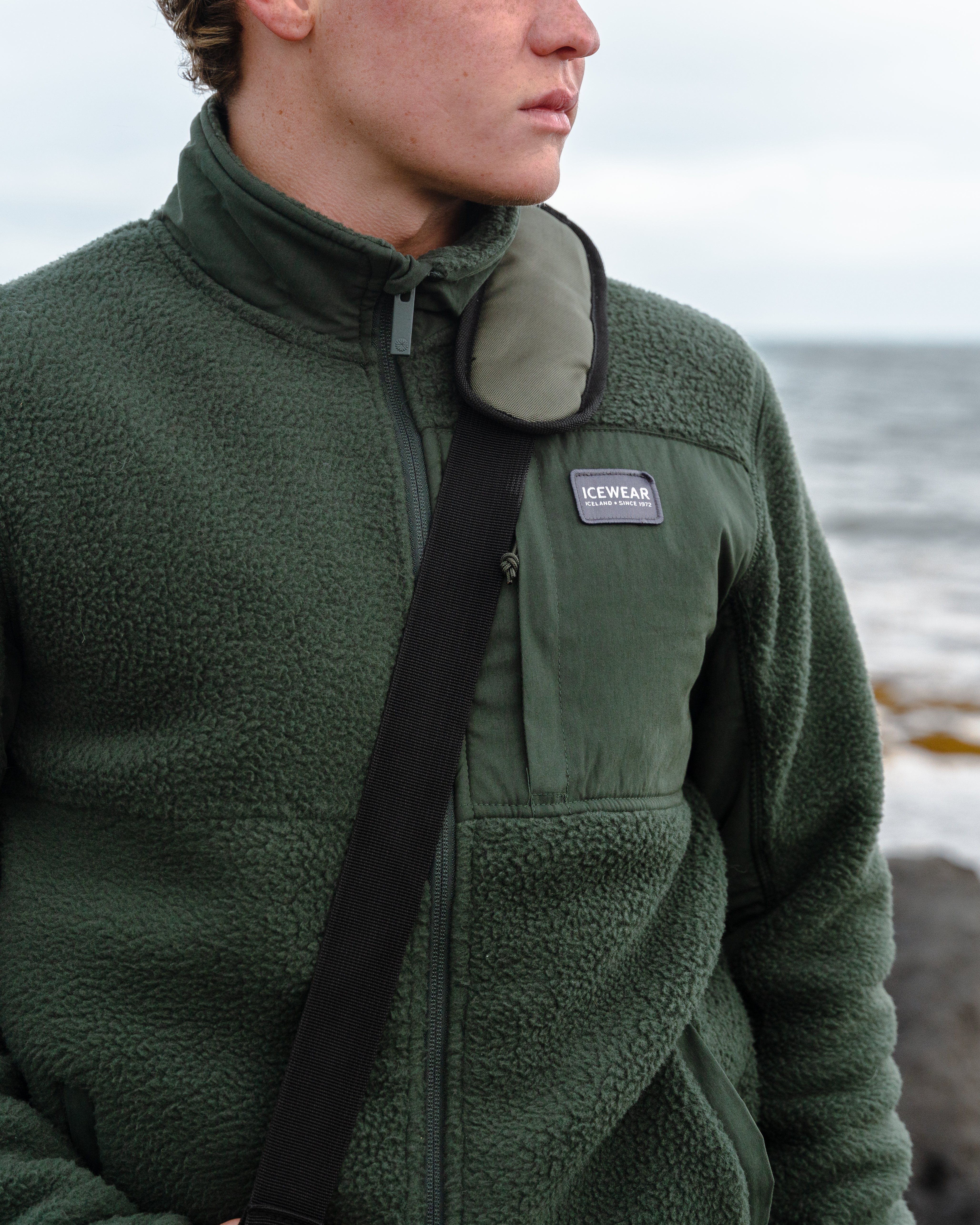 iceland-green-fleece-sweaters_28.jpeg