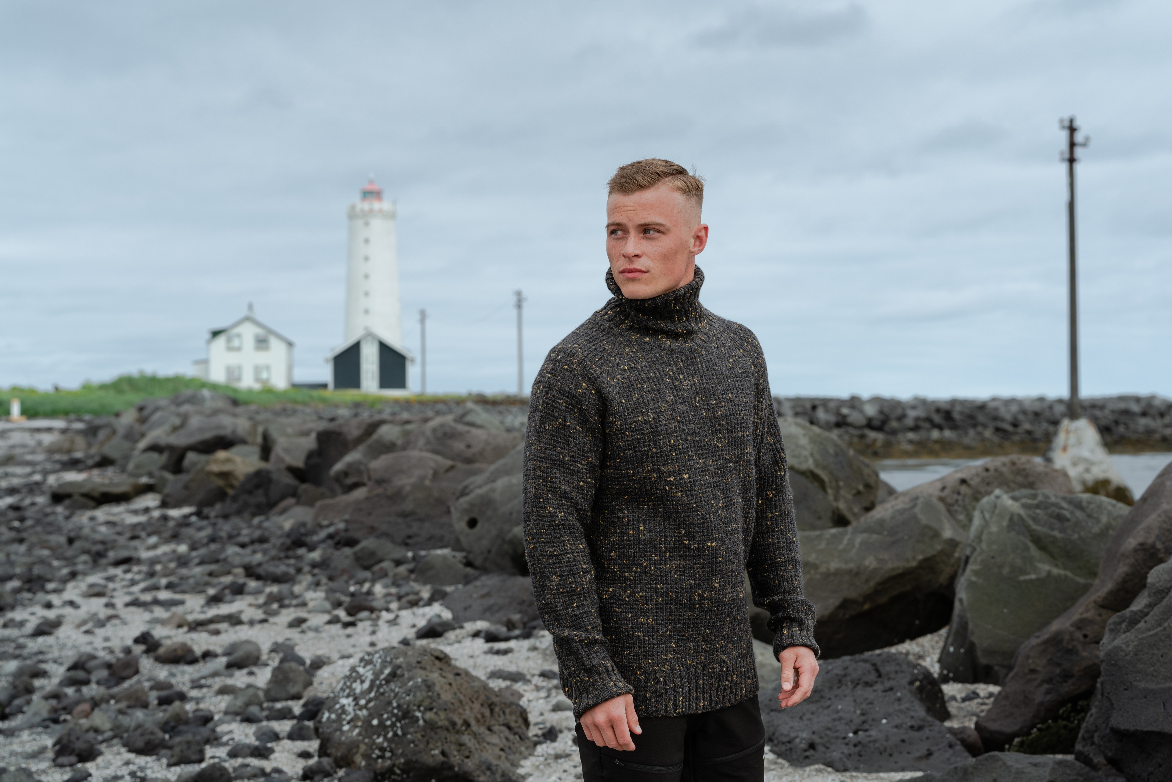 man-grey-wool-sweater-beach.jpeg