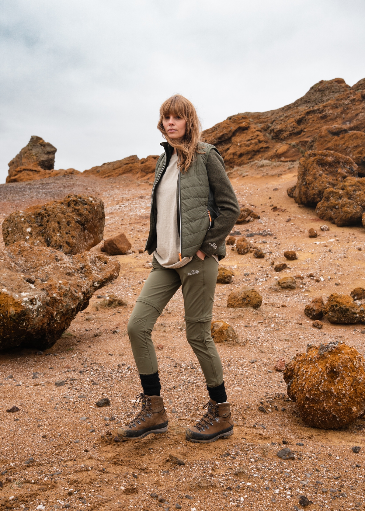 iceland-woman-outdoor_26.jpeg