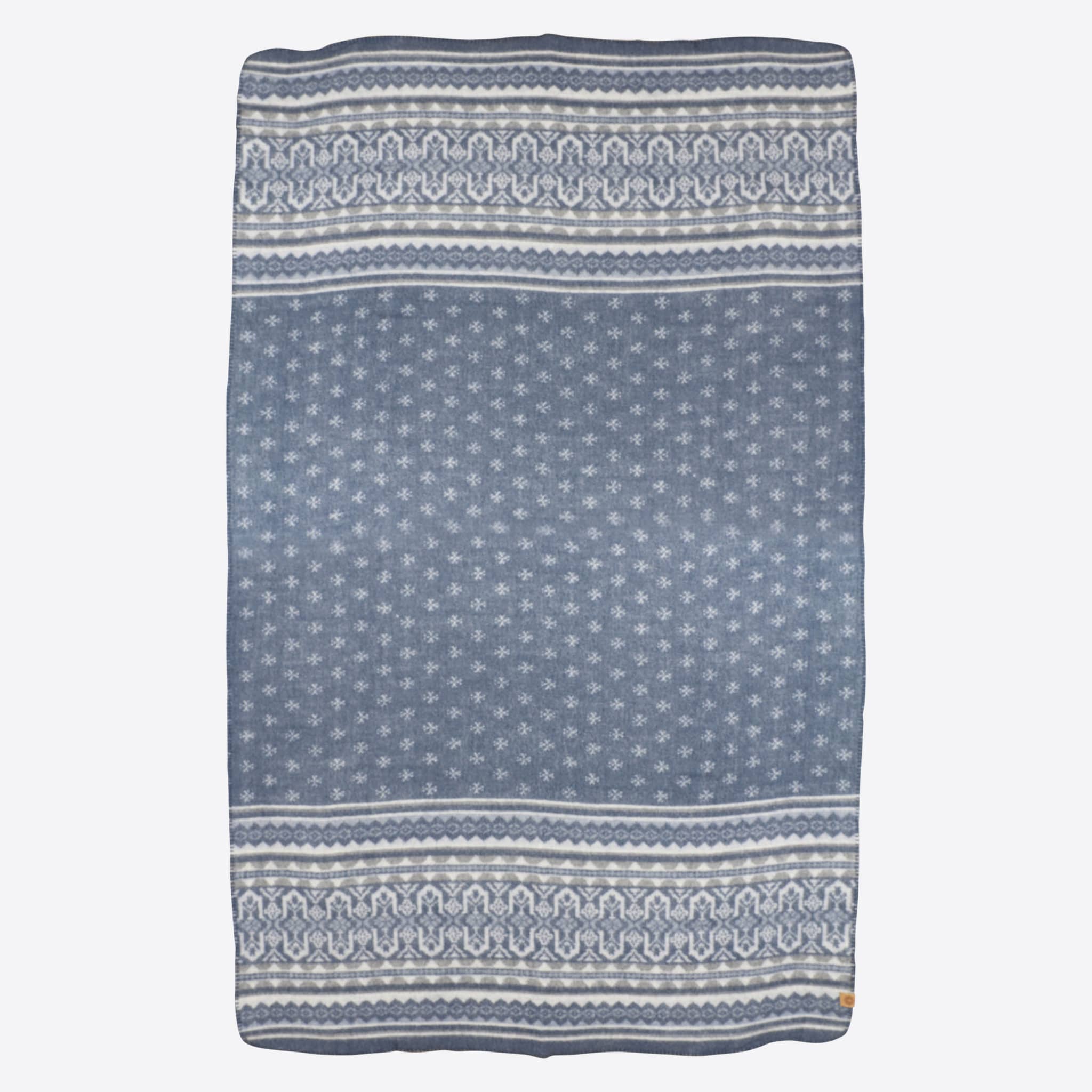 Sigurrós Scandinavian design wool blanket 