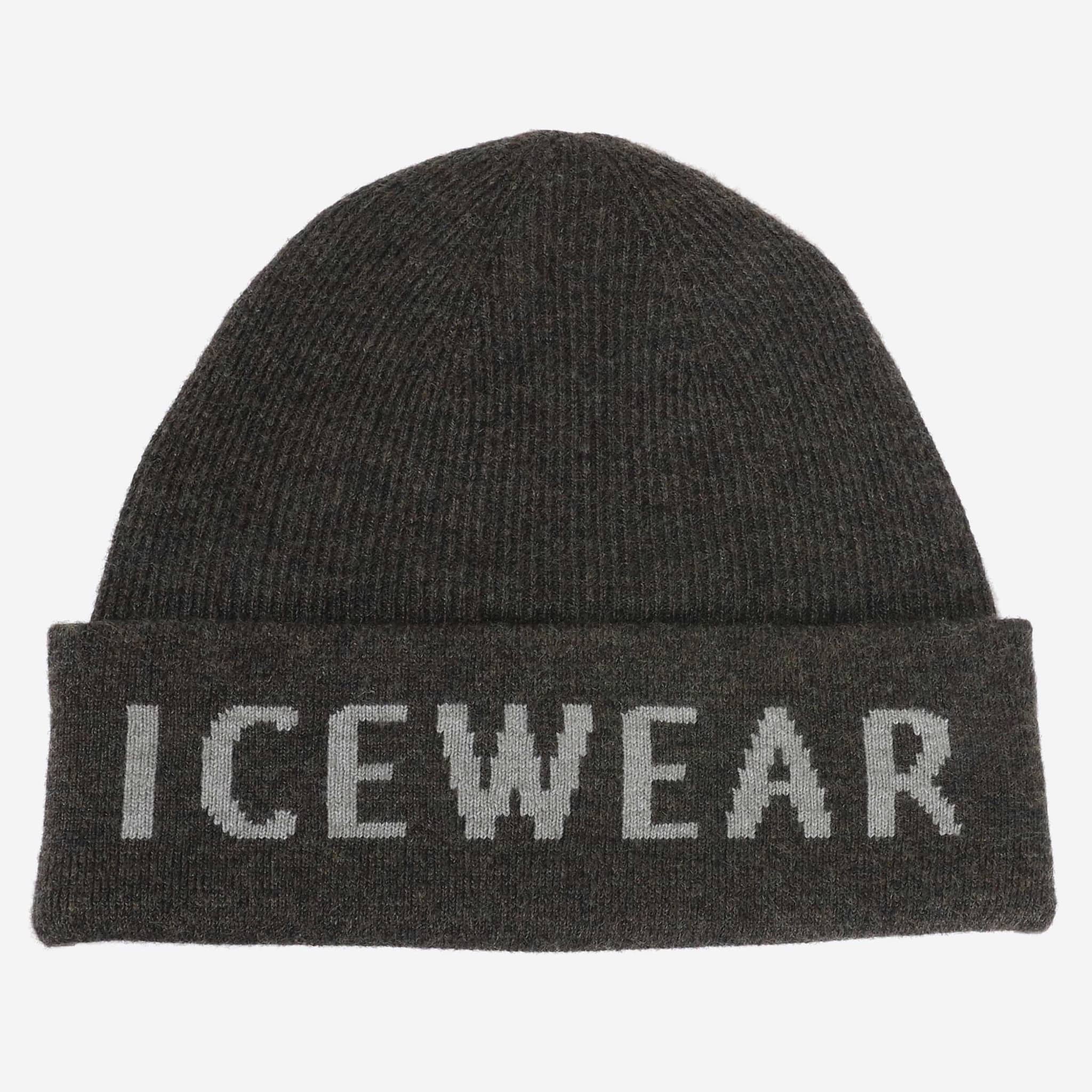 Nesjahraun winter hat from recycled material