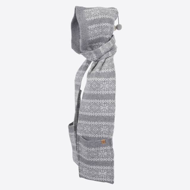 Papey scarf with hood