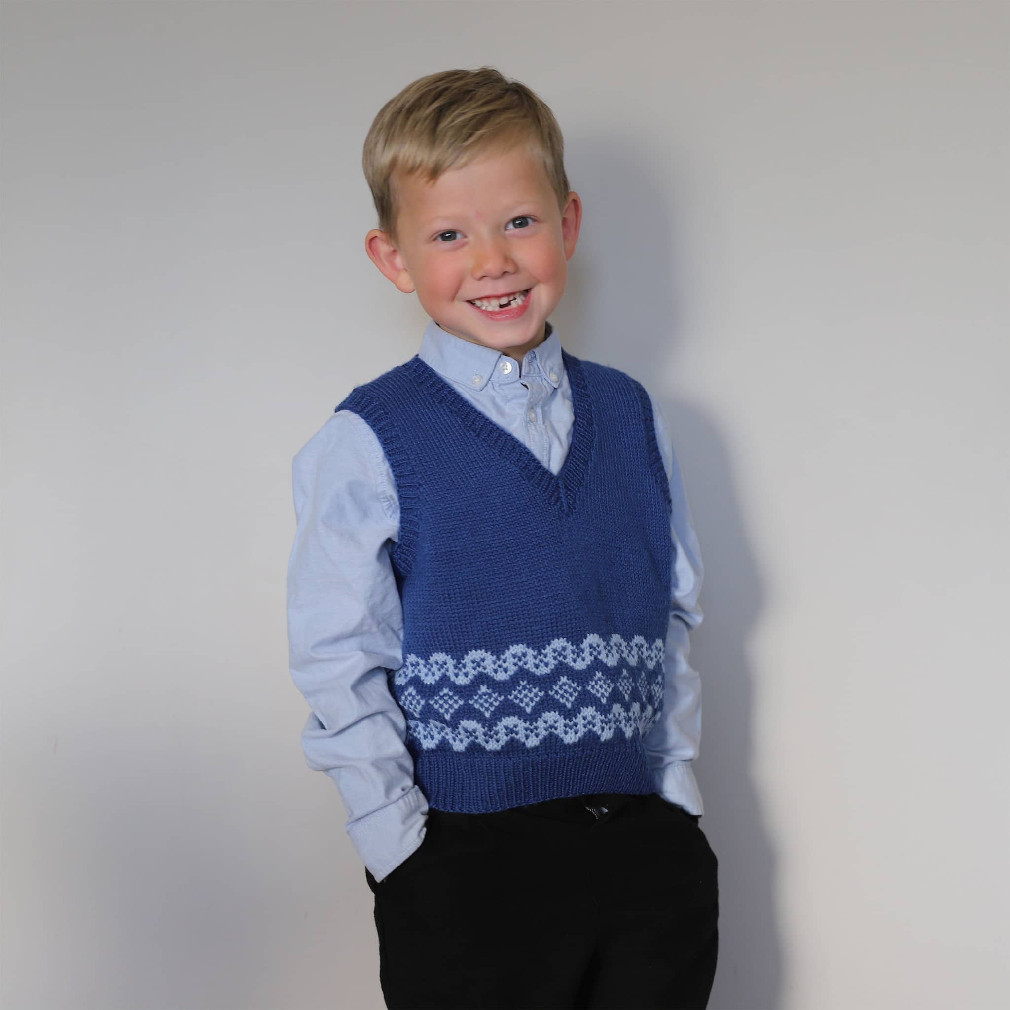 Brjótur kids vest knitting pattern