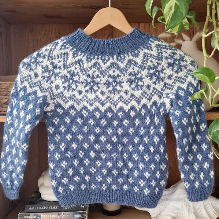 Ef-Ég-Nenni kids christmas sweater knitting pattern