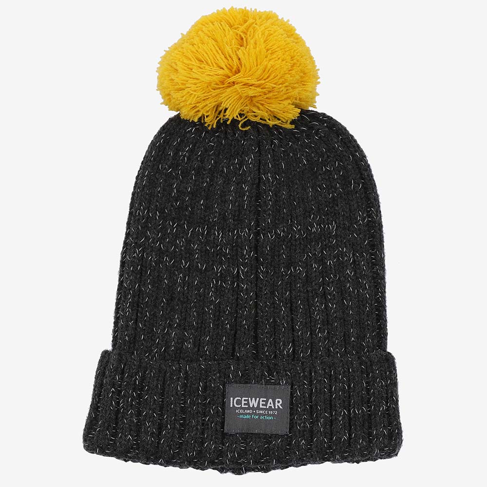 Hats with pompom – Mjúk Iceland